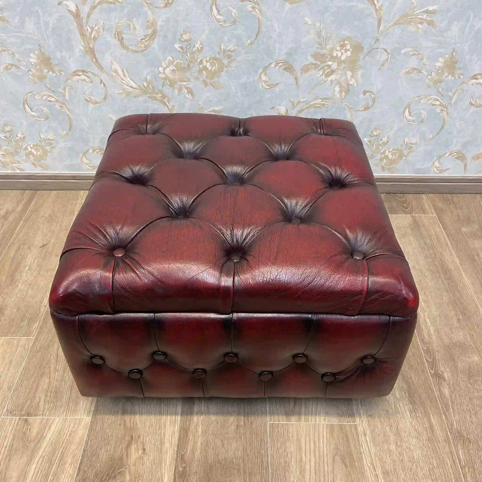 【アンティーク】 フットスツール / 1940年代 / 本革 / イギリス / ディープボタンタフティング,総革張り,木製フレーム