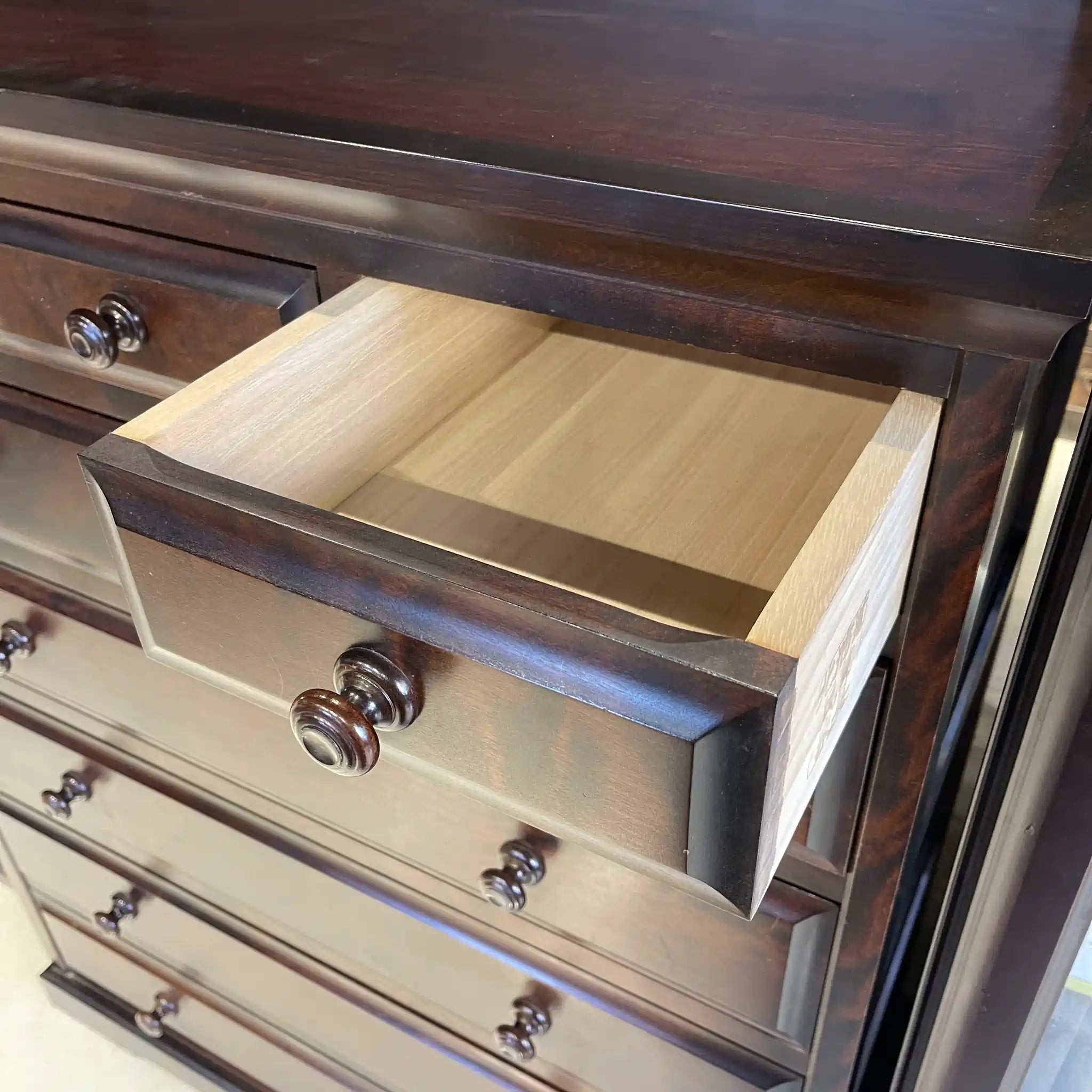 [再利用] 抽屜櫃，北海道民俗工藝家具（飛鎢產業）