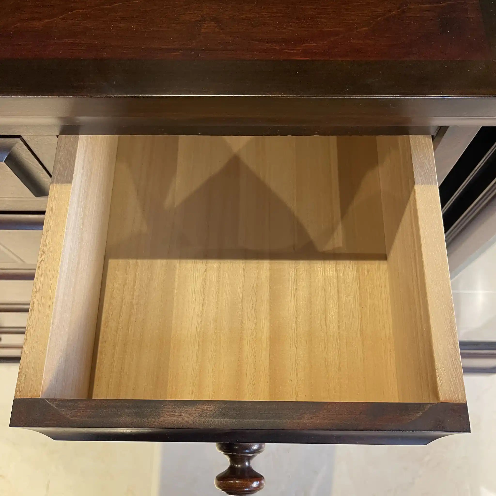 [再利用] 抽屜櫃，北海道民俗工藝家具（飛鎢產業）