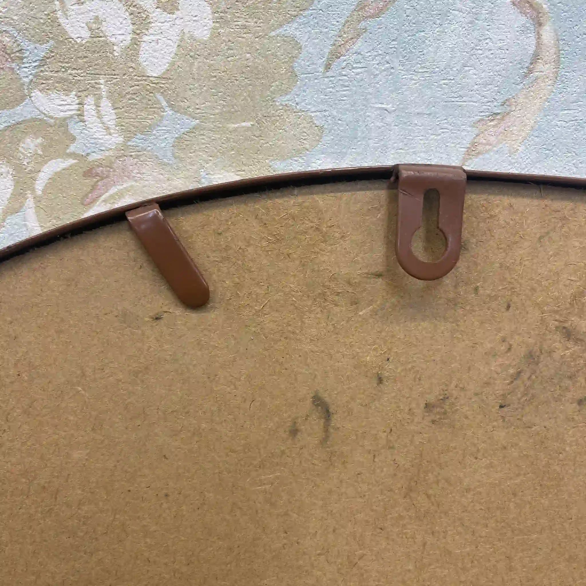 [Vintage] Retro Wall Clock / Analog Clock, Aged Processing