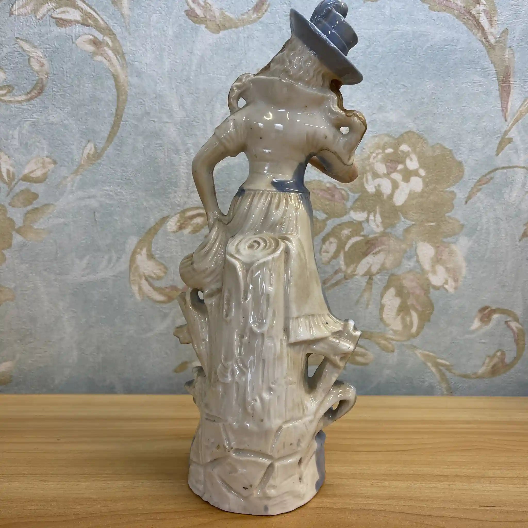 フィギュリン(陶磁器人形)2P / 推定1900前後 / 磁器 / ドイツ (推定) / 金彩 / [アンティーク]