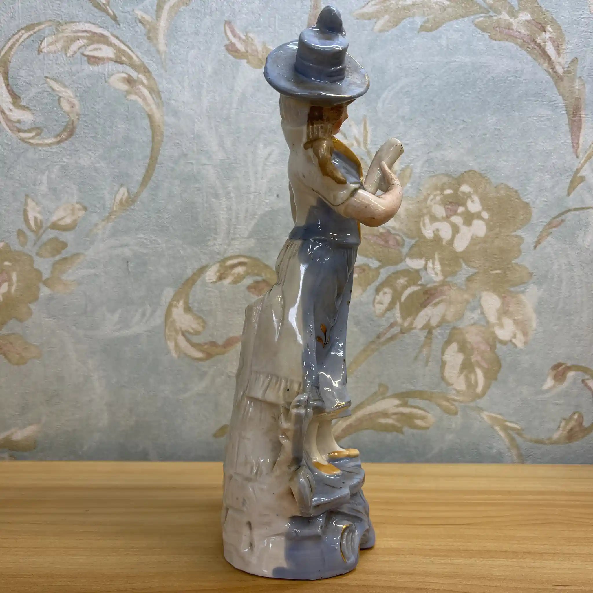 フィギュリン(陶磁器人形)2P / 推定1900前後 / 磁器 / ドイツ (推定) / 金彩 / [アンティーク]