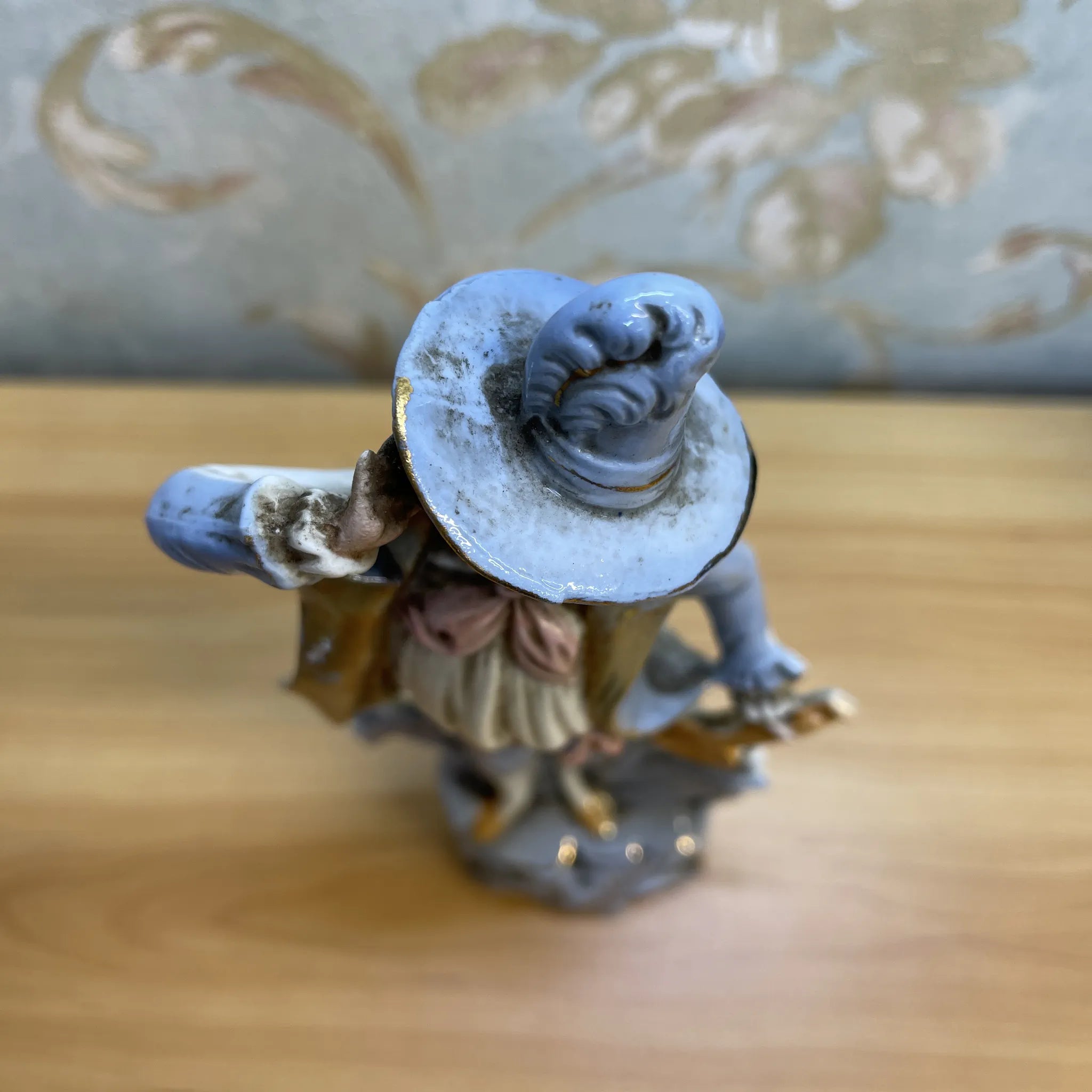 フィギュリン(陶磁器人形)2P / 推定1900前後 / 磁器 / ドイツ (推定) / 金彩 / [アンティーク]