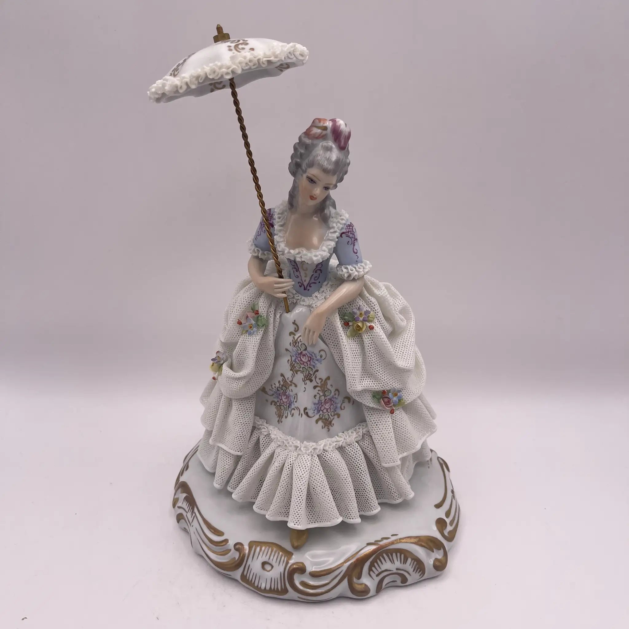 【ビンテージ】 フィギュリン(陶器人形) / サン・マルコ（San Marco） / カポディモンテ様式 / ポーセリン / イタリア / レースドール,磁器レース技法,ハンドペイント