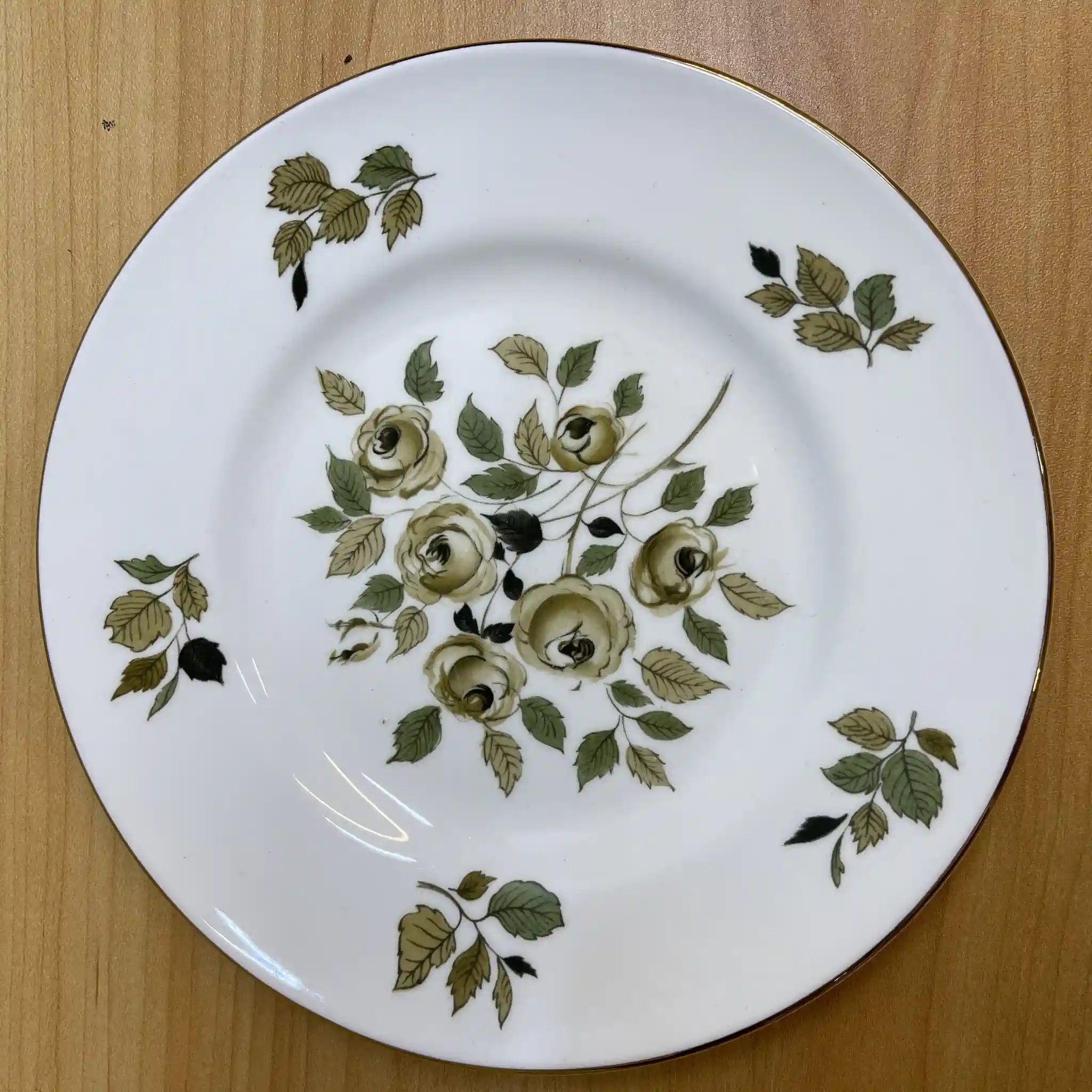 [Antique] Trio (C&S + dessert plate) + dessert plate