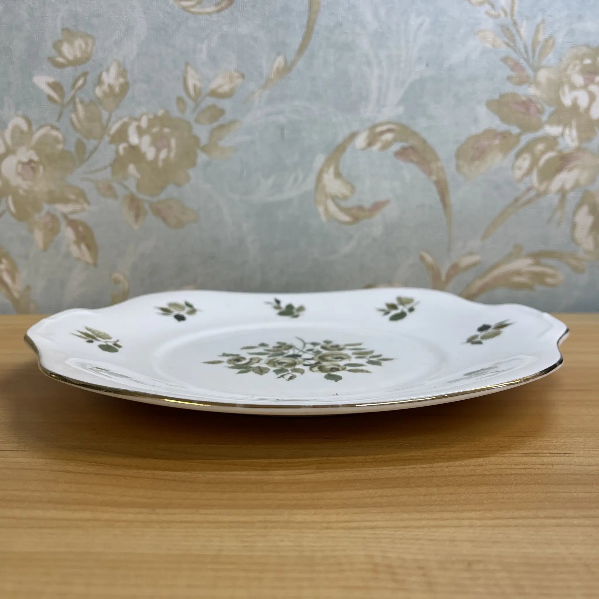 Crown Staffordshire / ディナープレート(メイン皿) / 推定20C中期 / Fine Bone China / イギリス / 薔薇 / [アンティーク]
