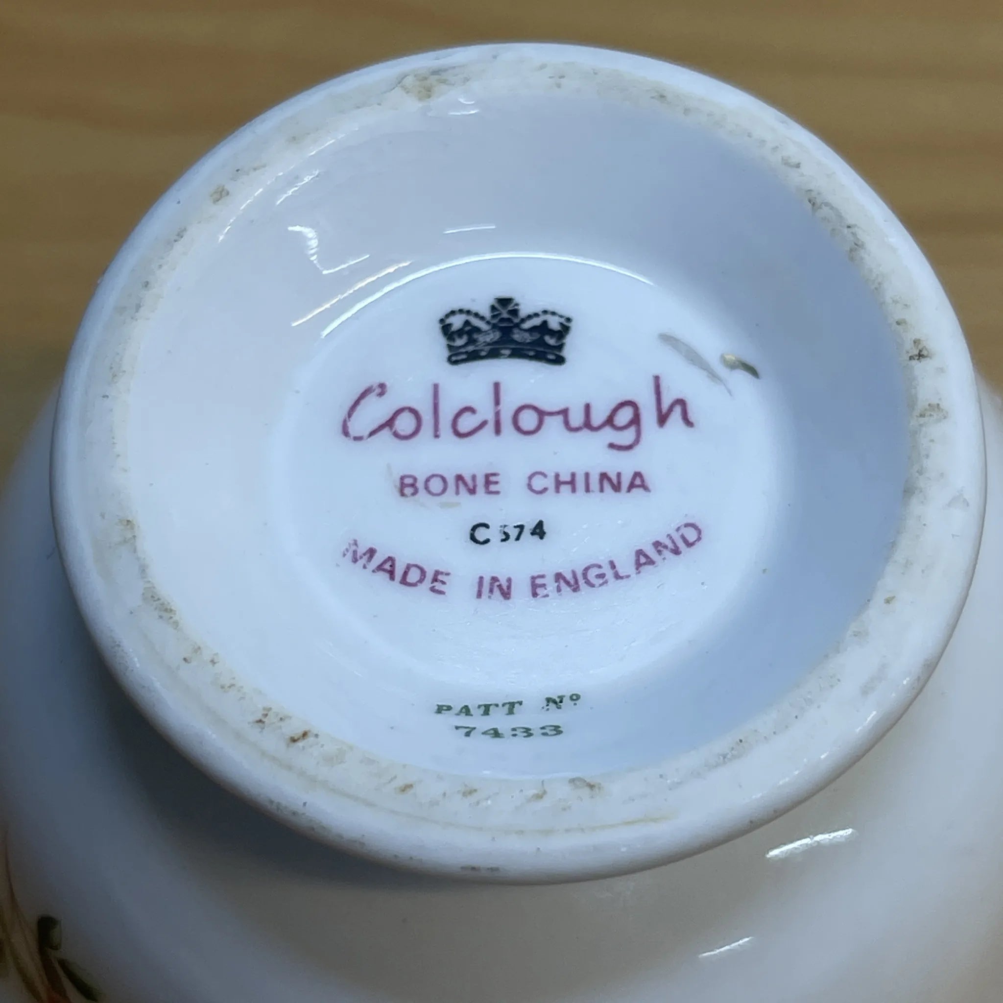【复古】杯&碟子/ Crown Royal /估计20c中/ Bone China /英国/玫瑰，金彩