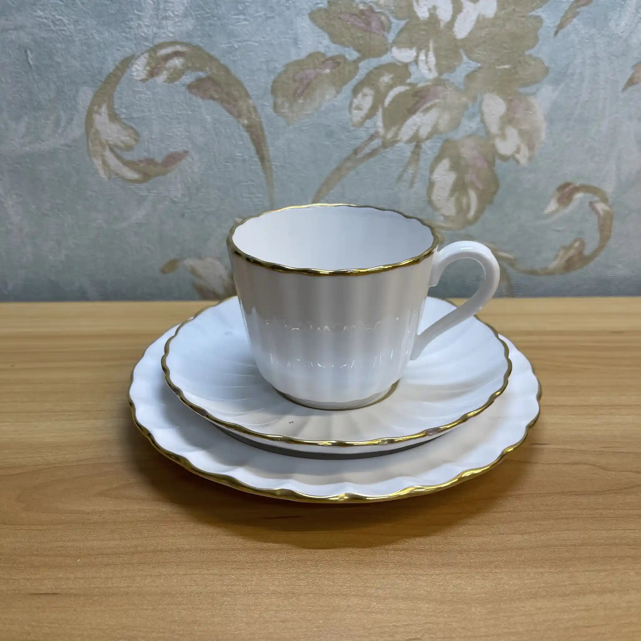 [Vintage] Trio (C&S+dessert plate) 2P