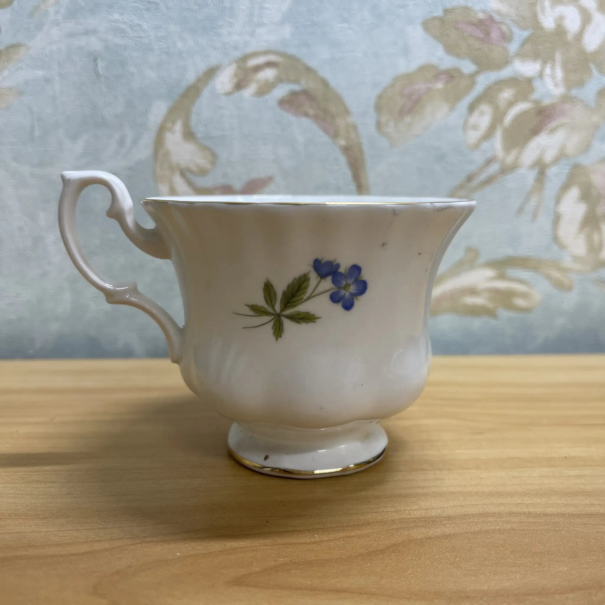 [Vintage] Tea cup & saucer