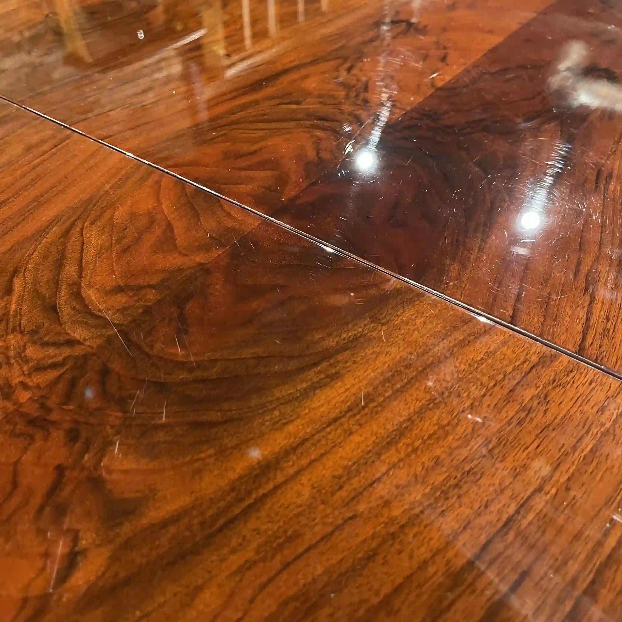 【リユース】 ダイニングテーブル / 伸長式 / 円形天板 / センターベース