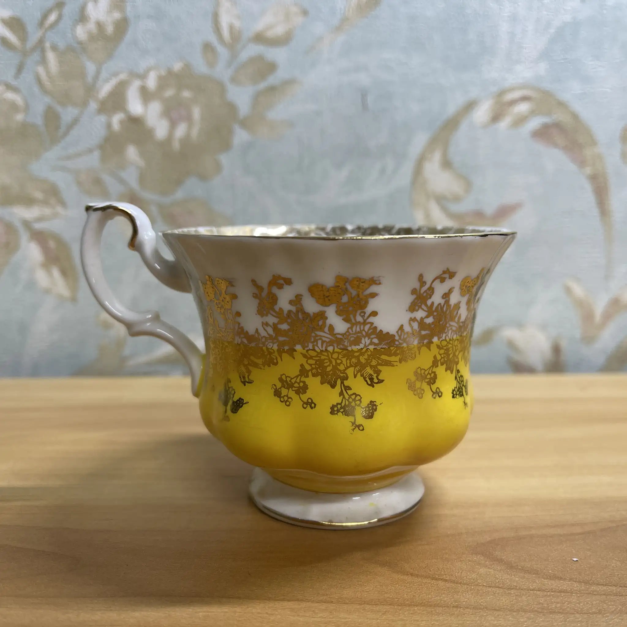 [Vintage] Tea cup & saucer