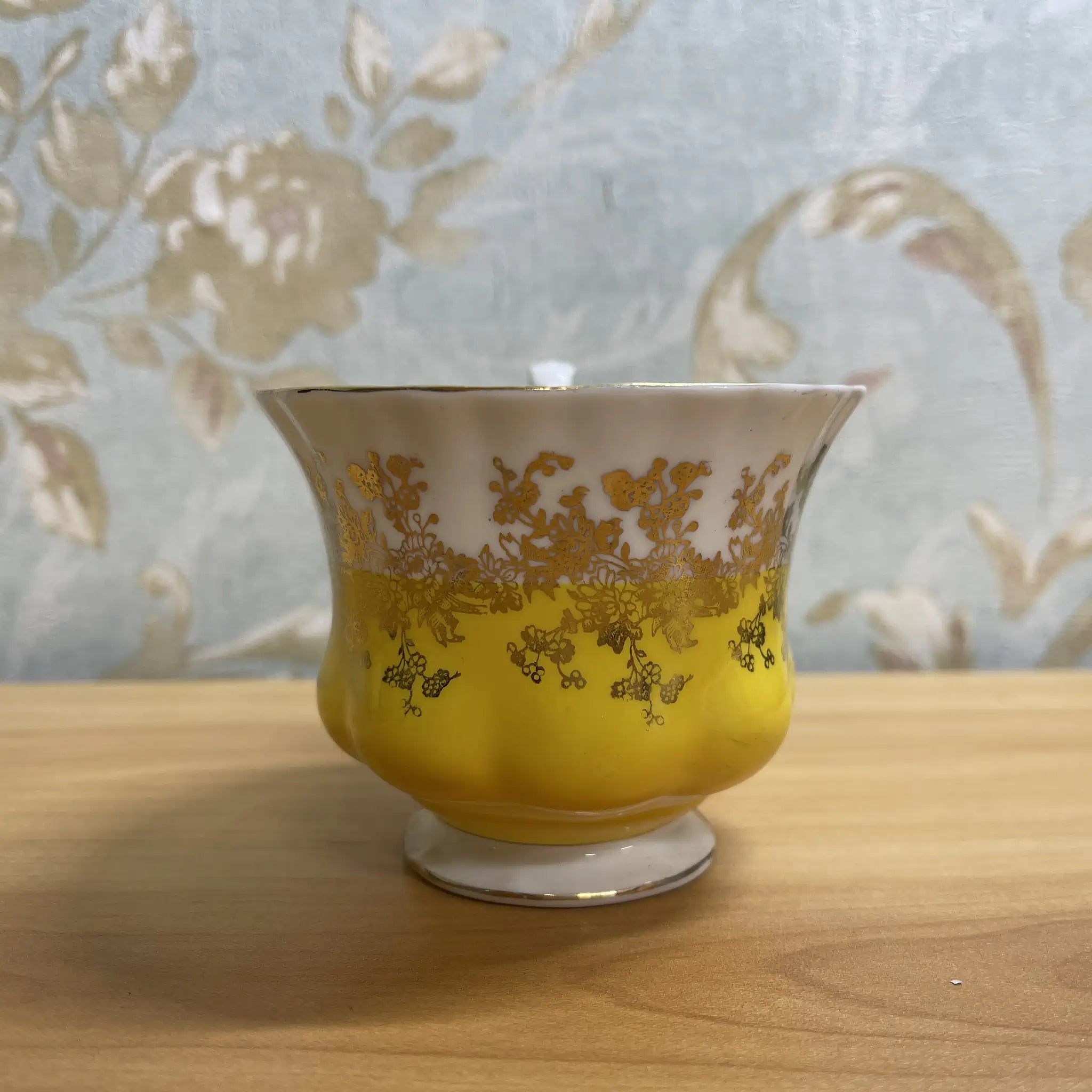 [Vintage] Tea cup & saucer