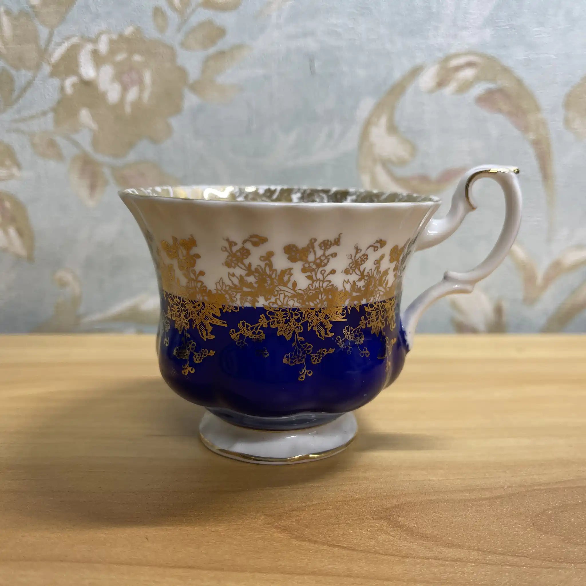[Vintage] Tea cup & saucer