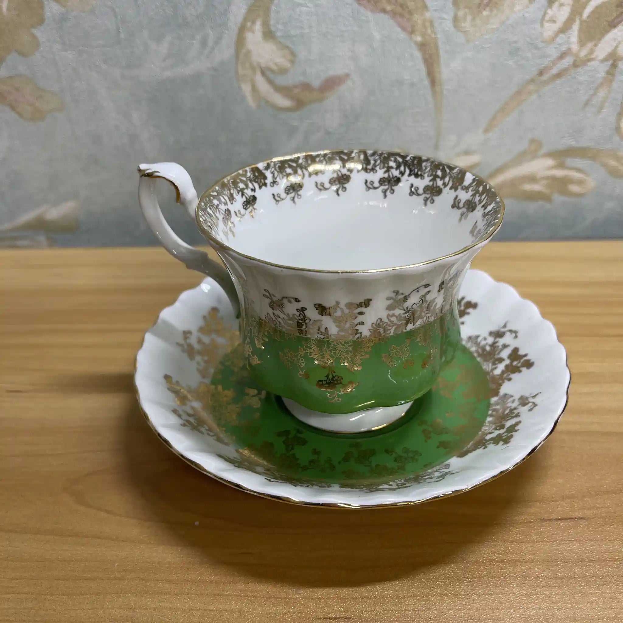 [Vintage] Tea cup & saucer