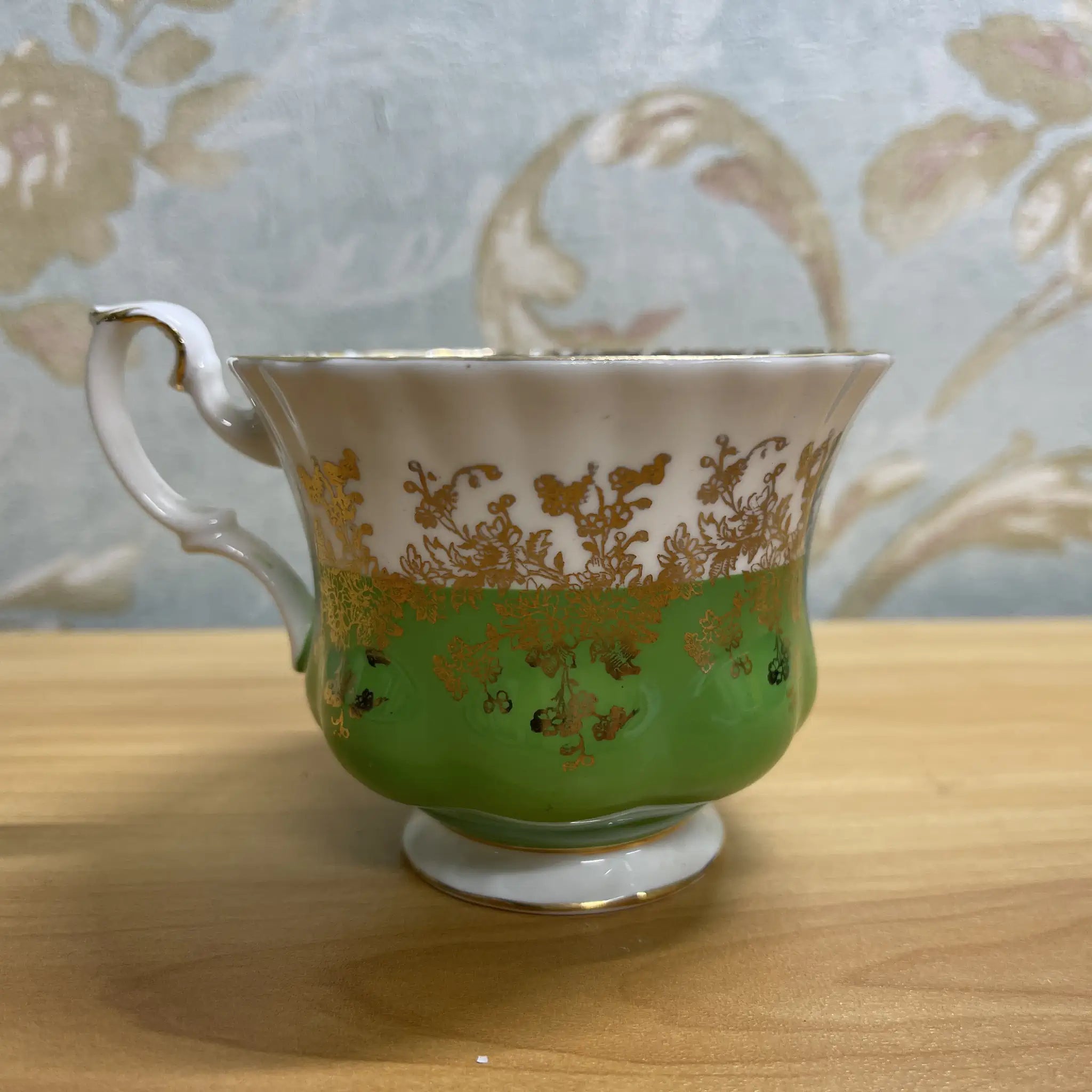 [Vintage] Tea cup & saucer