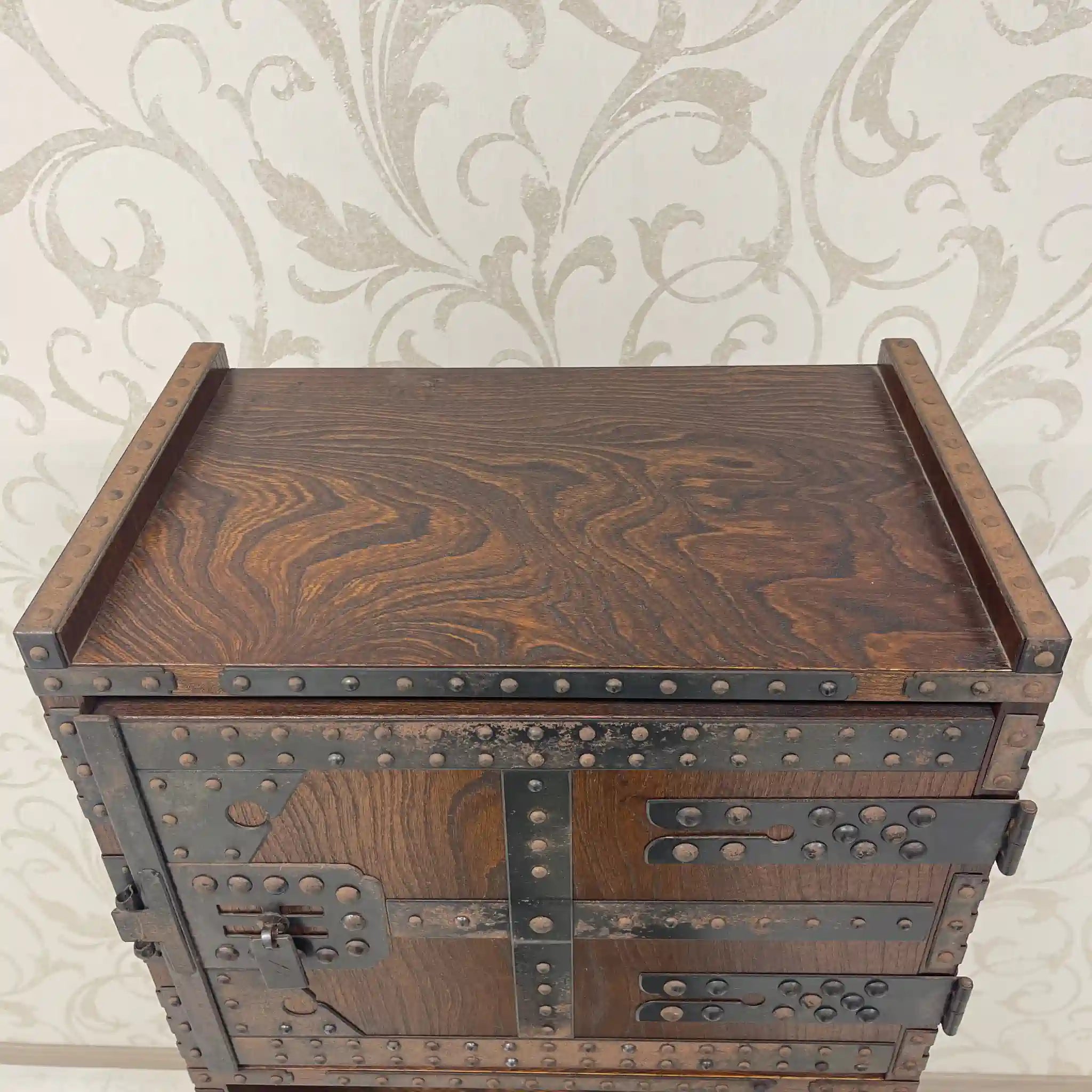 [Vintage] Cabinet