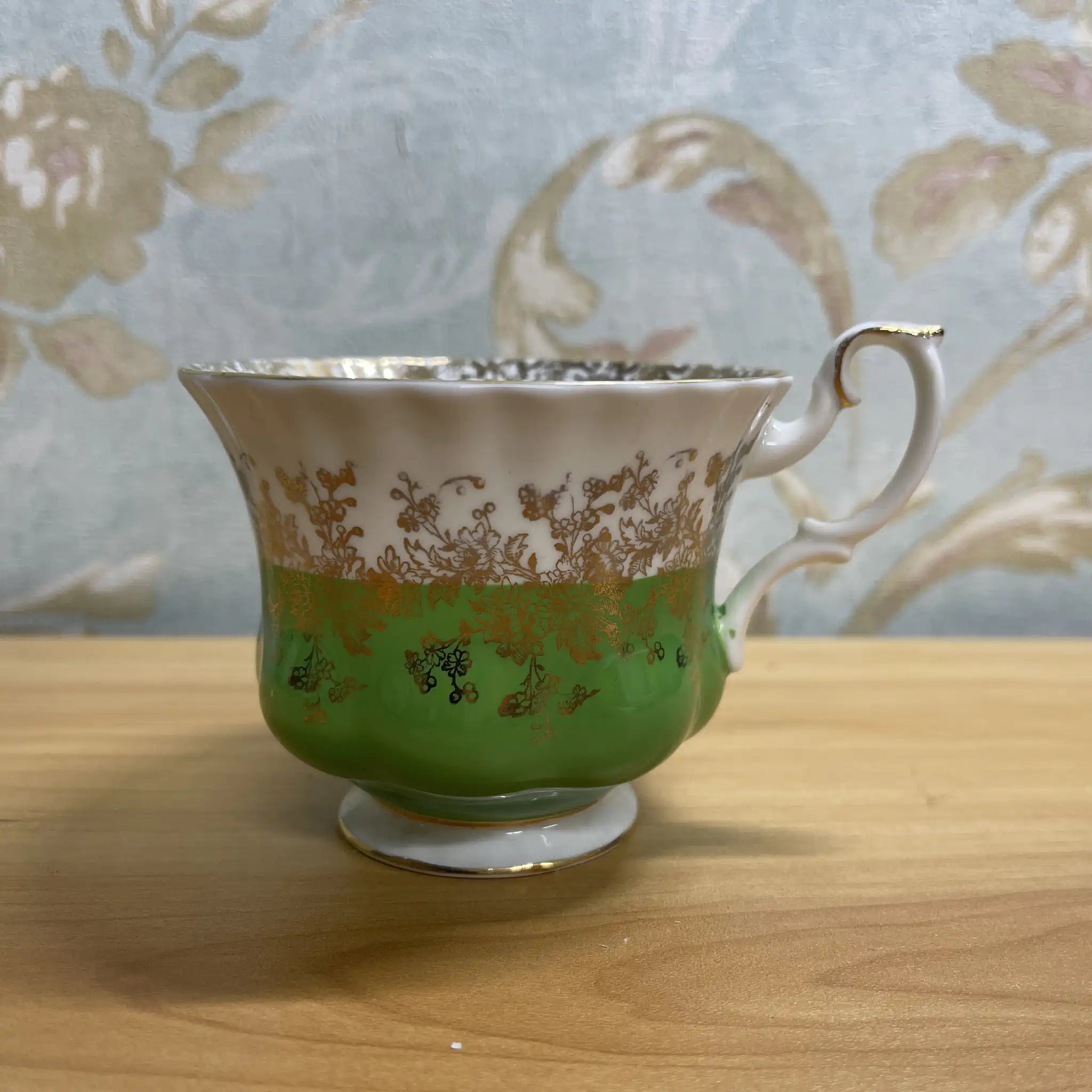 [Vintage] Tea cup & saucer