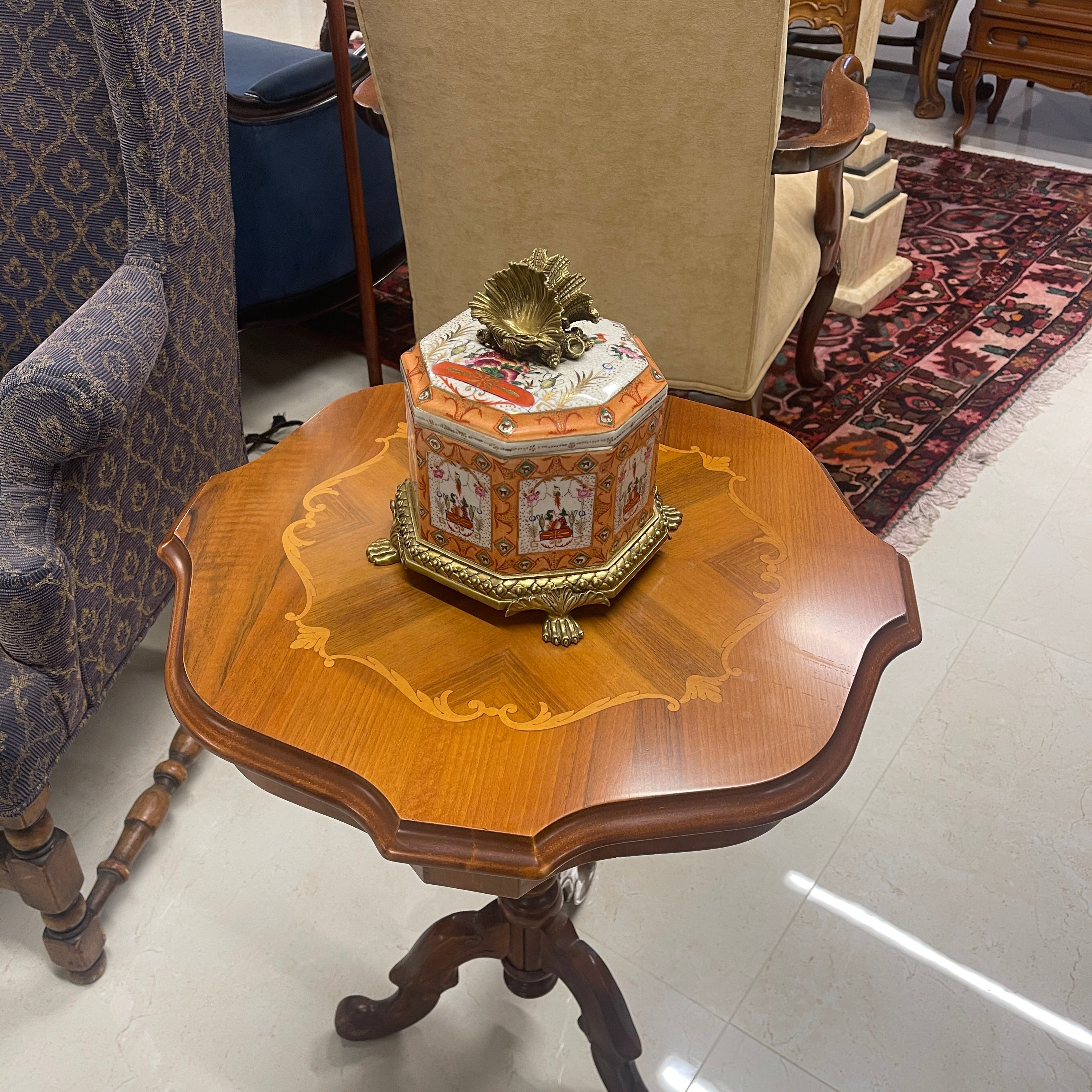 Antique Jewelry Box / Carnaby Ormolu / Late 20th Century (Estimated) / Ceramic / British / Animal-leg Design