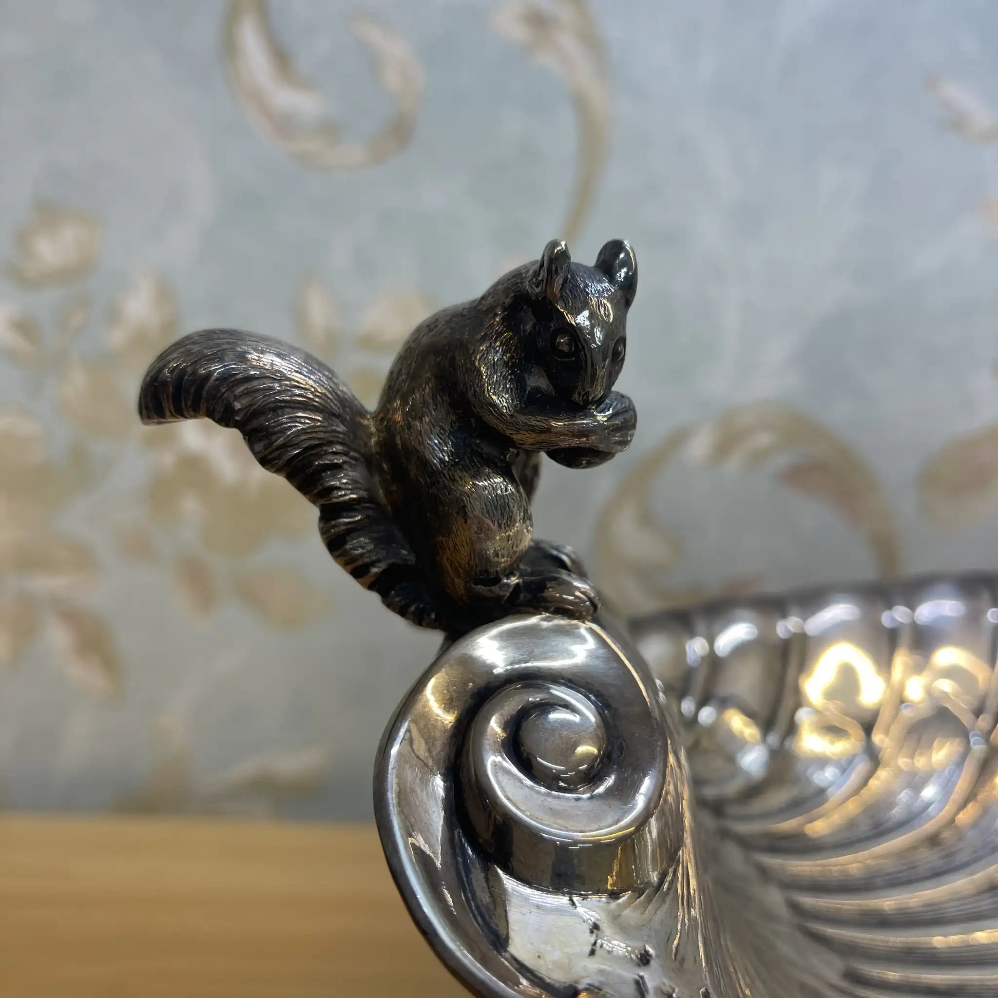 [Antique] Nut bowl