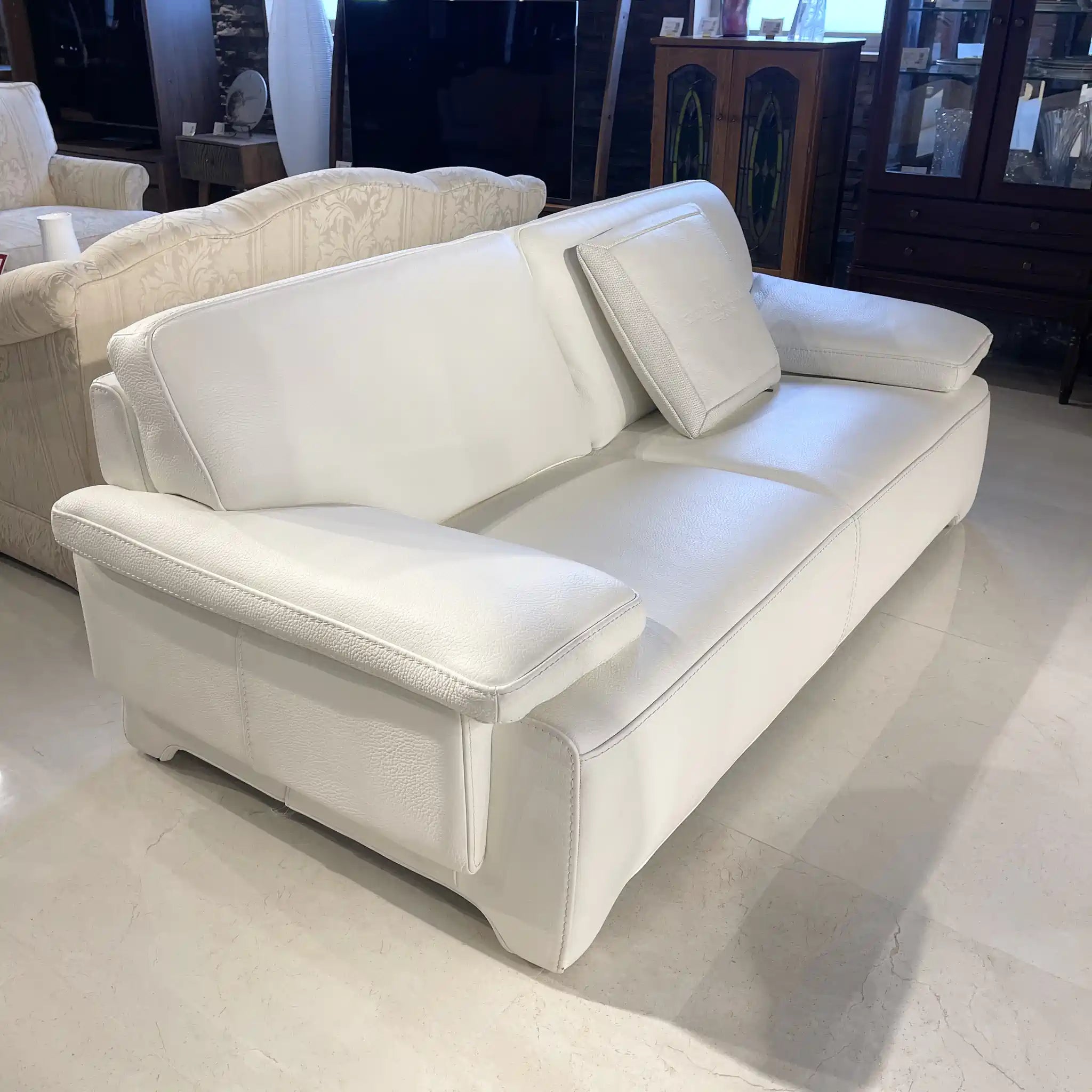 【リユース】 レザーソファ / KELVIN GIORMANI(ケルビン ジョルマーニ) / 本革 / ヨーロッパ