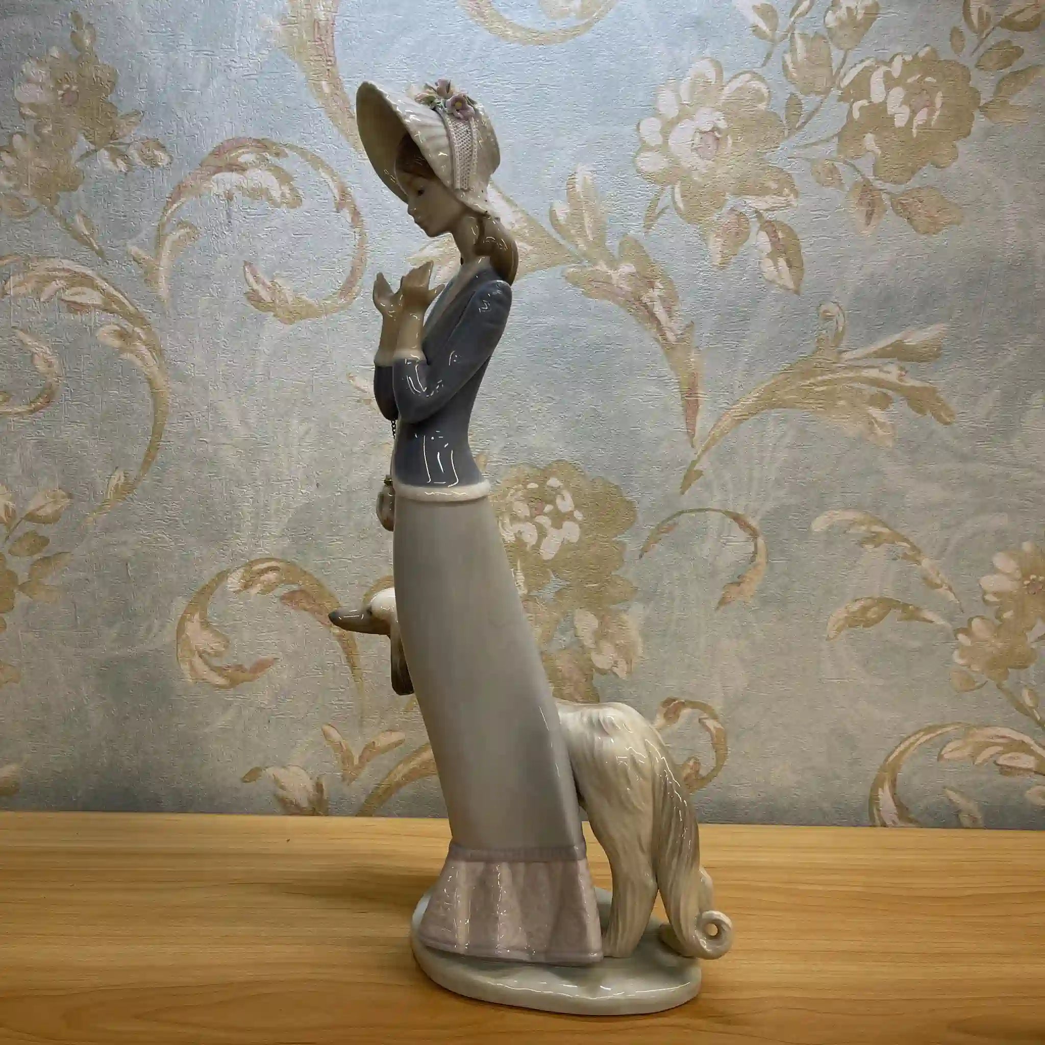 [Reuse] Figurine (ceramic doll)