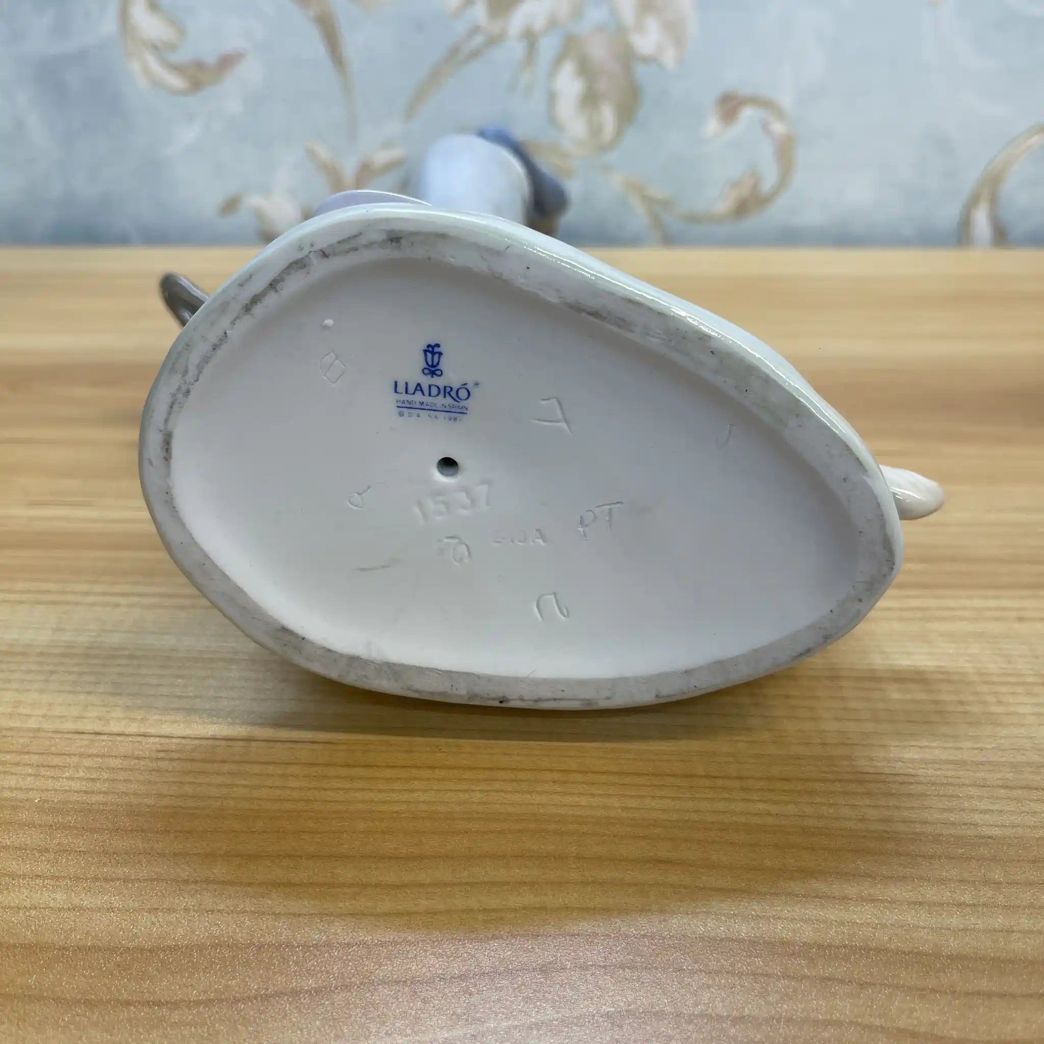[Reuse] Figurine (ceramic doll)