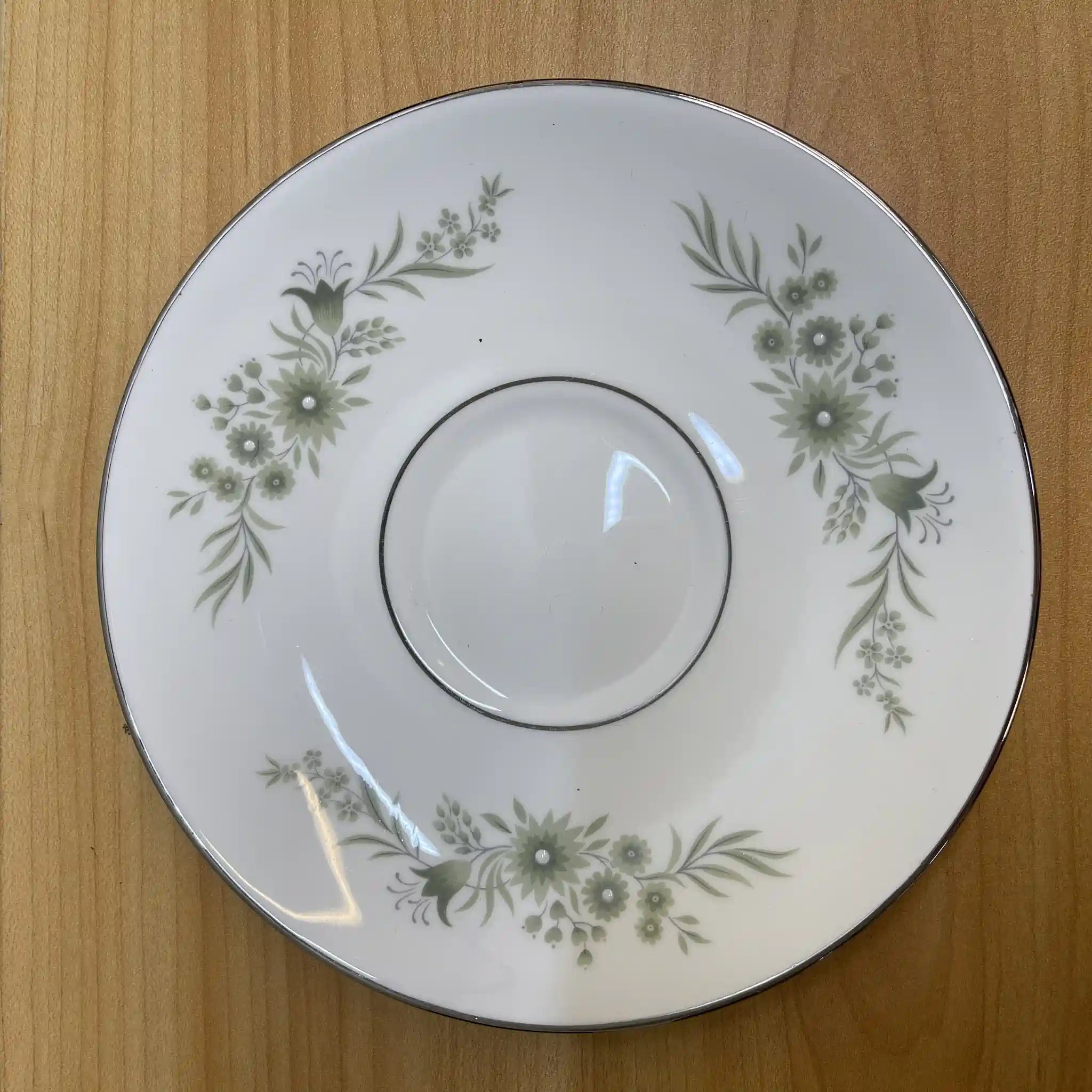 [Vintage] Trio (C&S + dessert plate) 2P + dessert plate