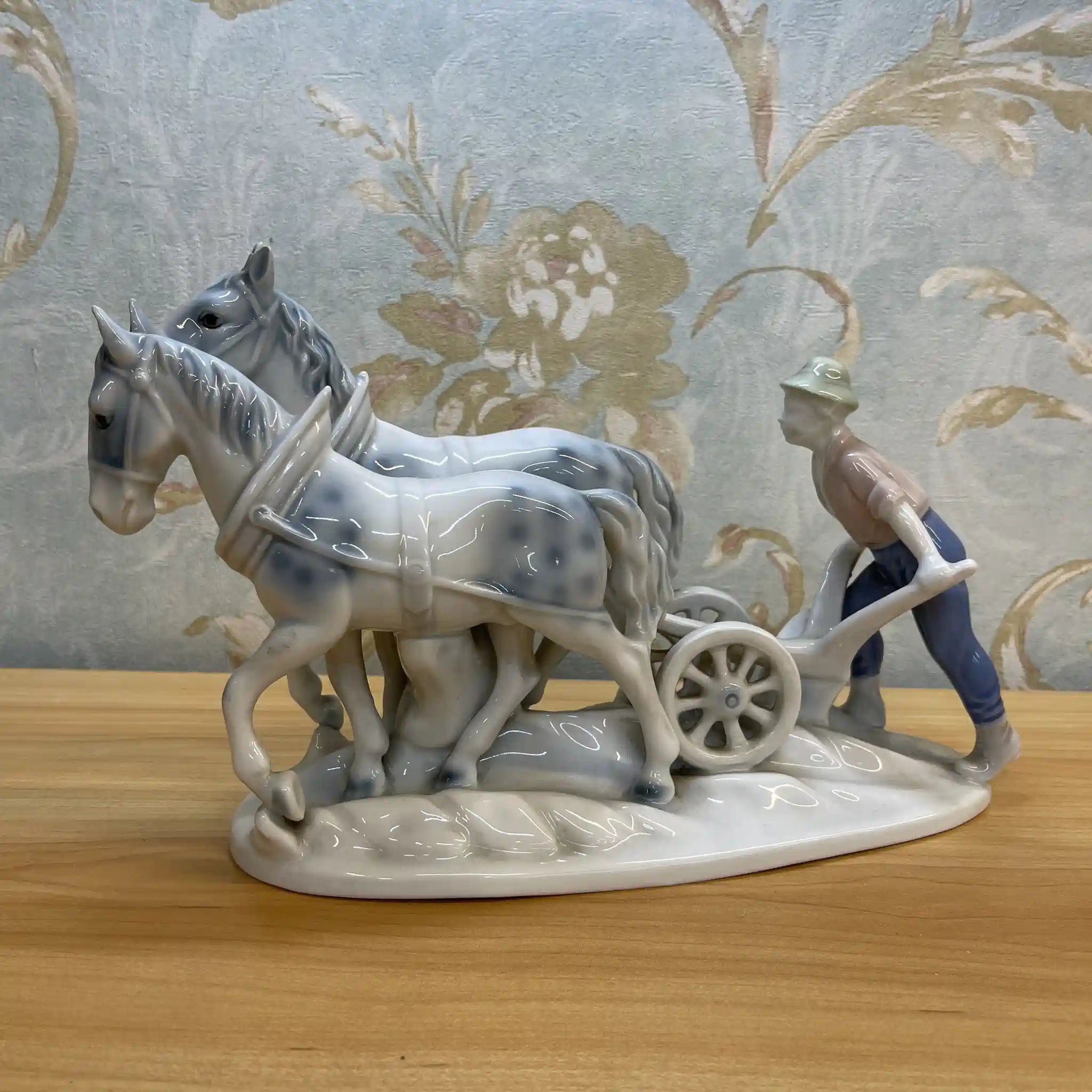 [Vintage] Figurine (ceramic doll)