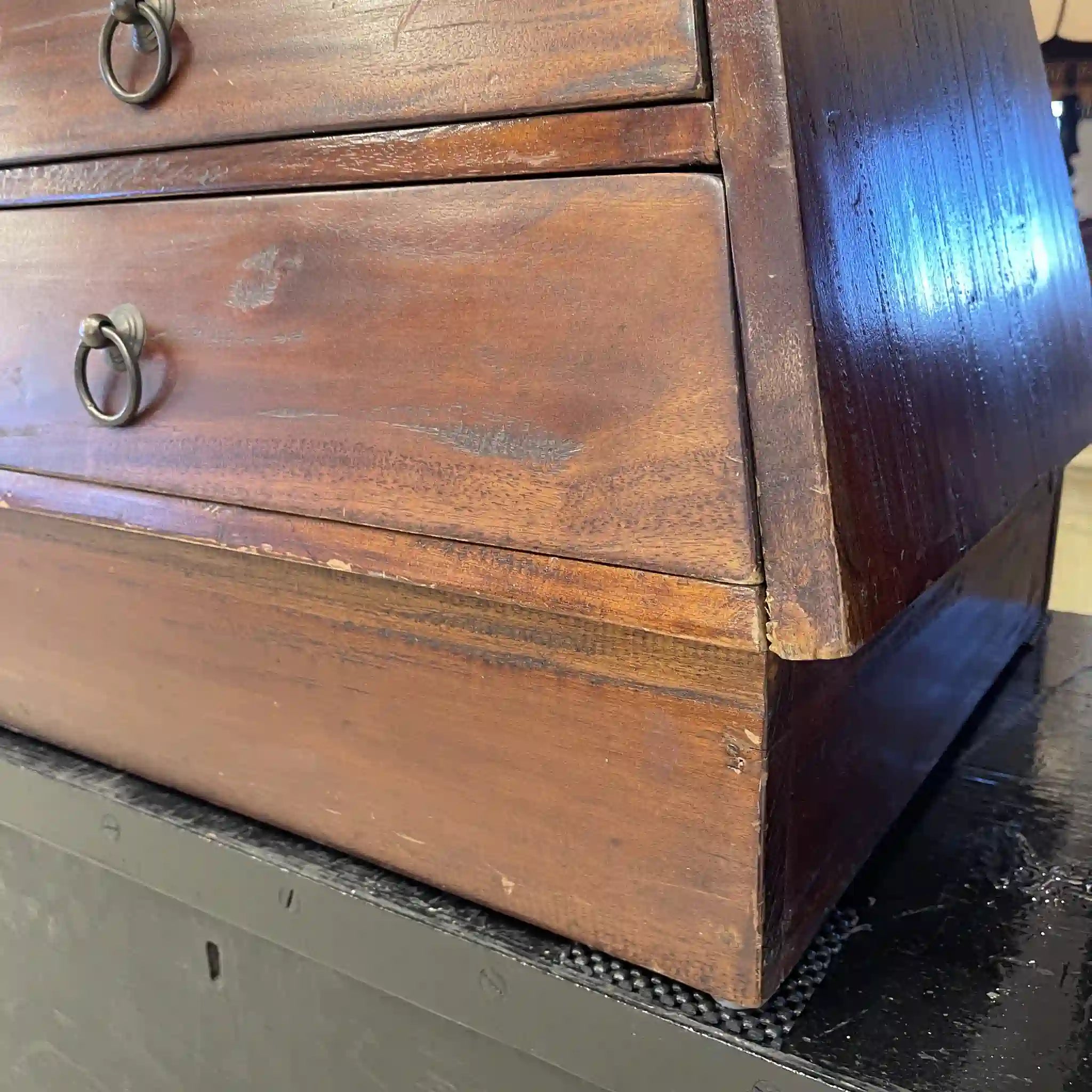 [Antique] Pyramid-shaped chest /
 / Late 19th century (estimated) / Mahogany / England