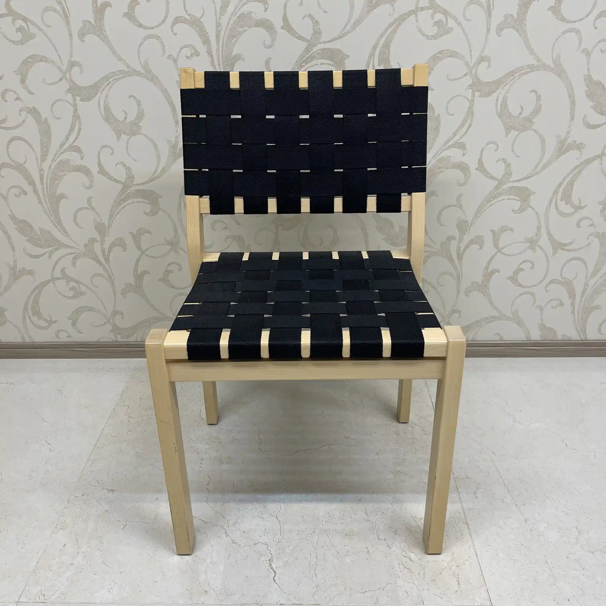 artek（アルテック） / ダイニングチェア / Chair 611（チェア 611）リプロダクト / 2012 / バーチ材 / フィンランド / Alvar Aalto（アルヴァ・アアルト） / [リユース]