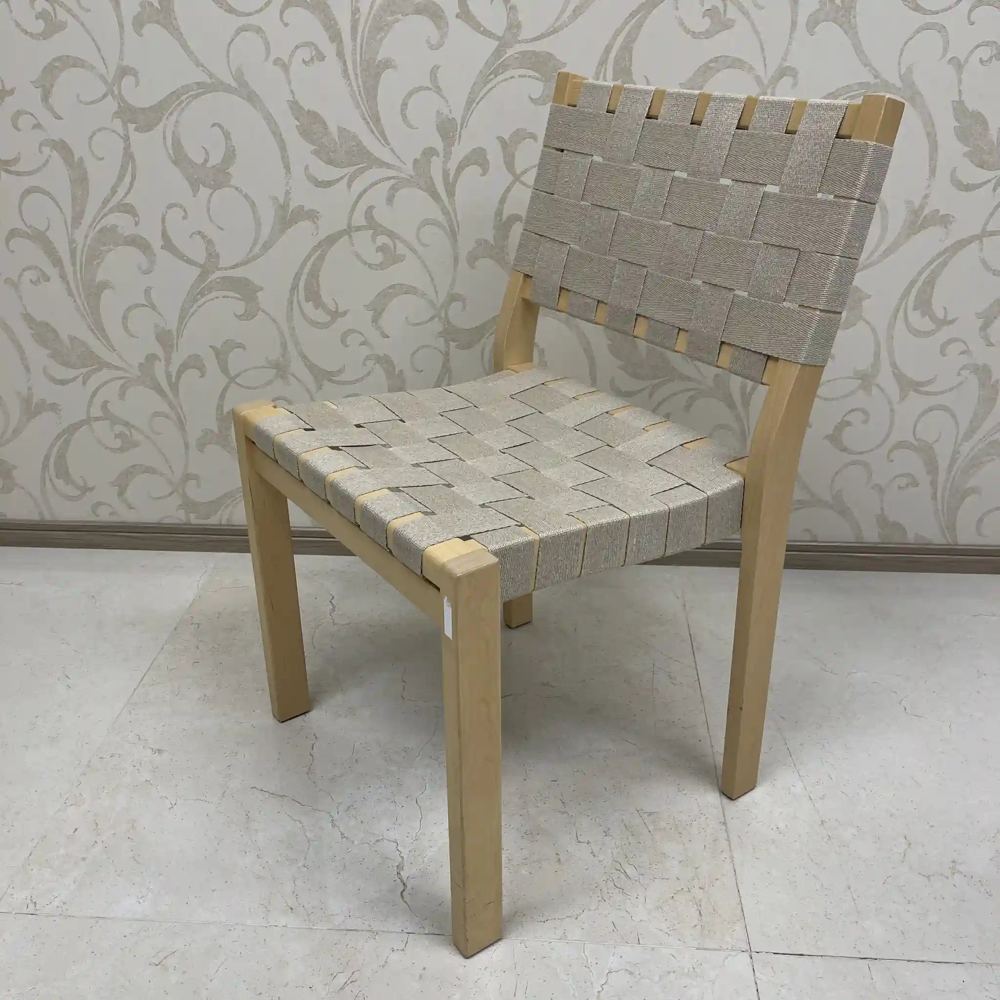 artek（アルテック） / ダイニングチェア / Chair 611（チェア 611）リプロダクト / 2007 / バーチ材 / フィンランド / Alvar Aalto（アルヴァ・アアルト） / [リユース]