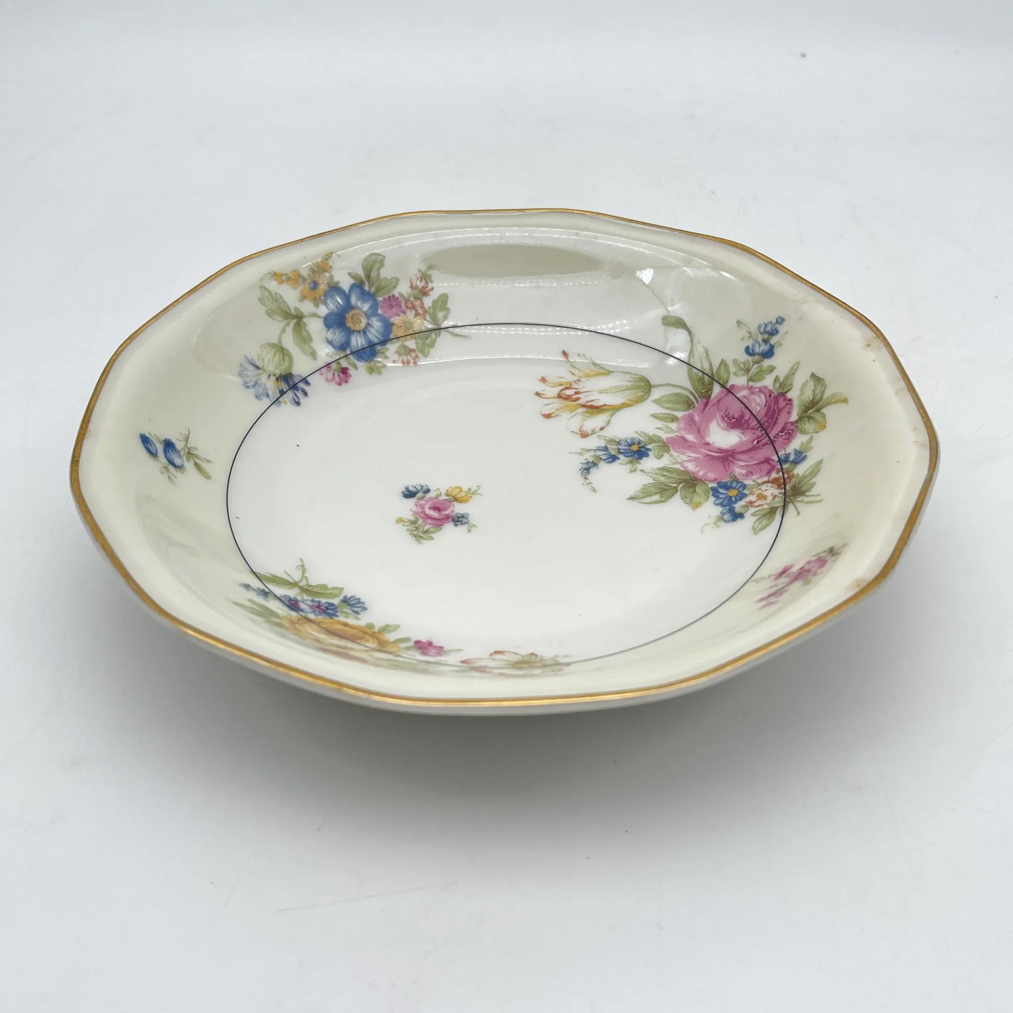 [Antique] Soup plate (deep plate) / Theodore Haviland / Nosegay / Estimated early-mid 20C / Porcelain / France / Bouquet, gold painting