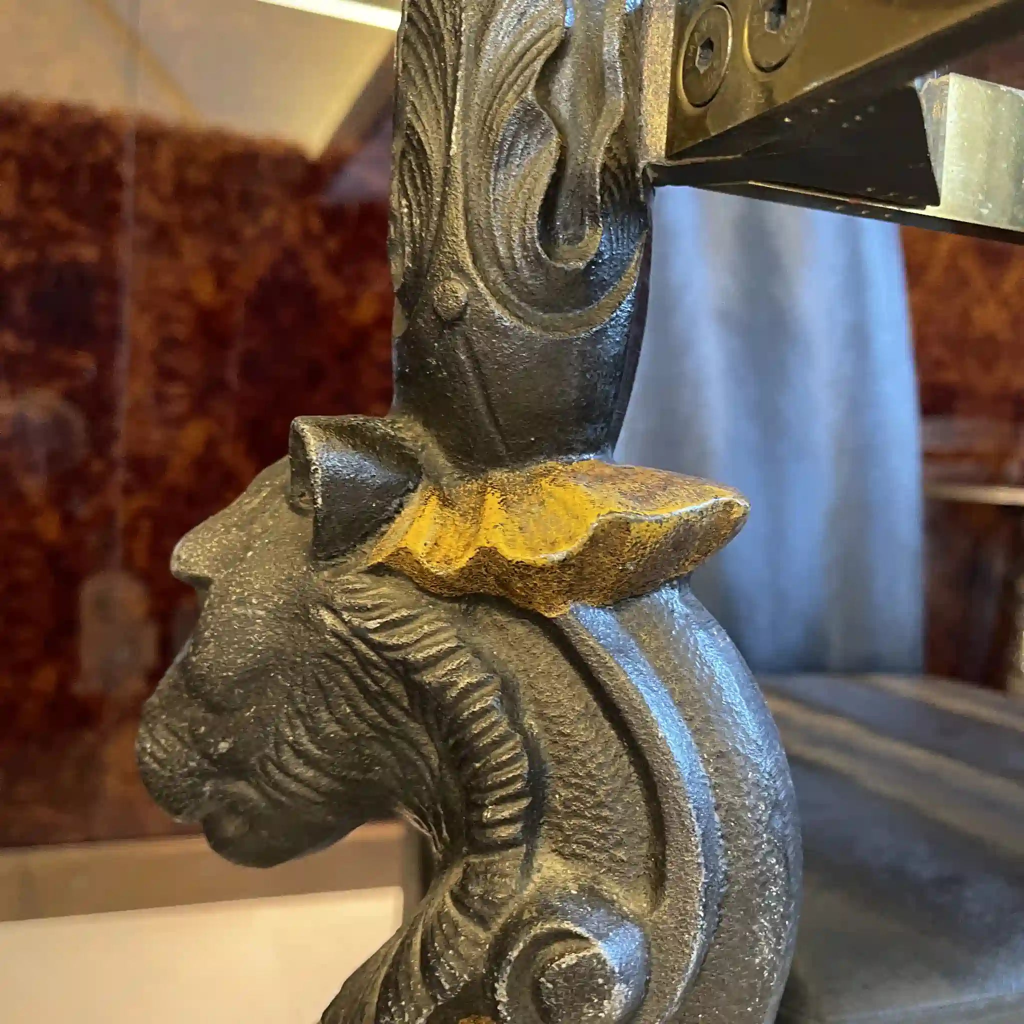 【アンティーク】 ガラステーブル / グリフィンモチーフ / 1960年代 / フランス