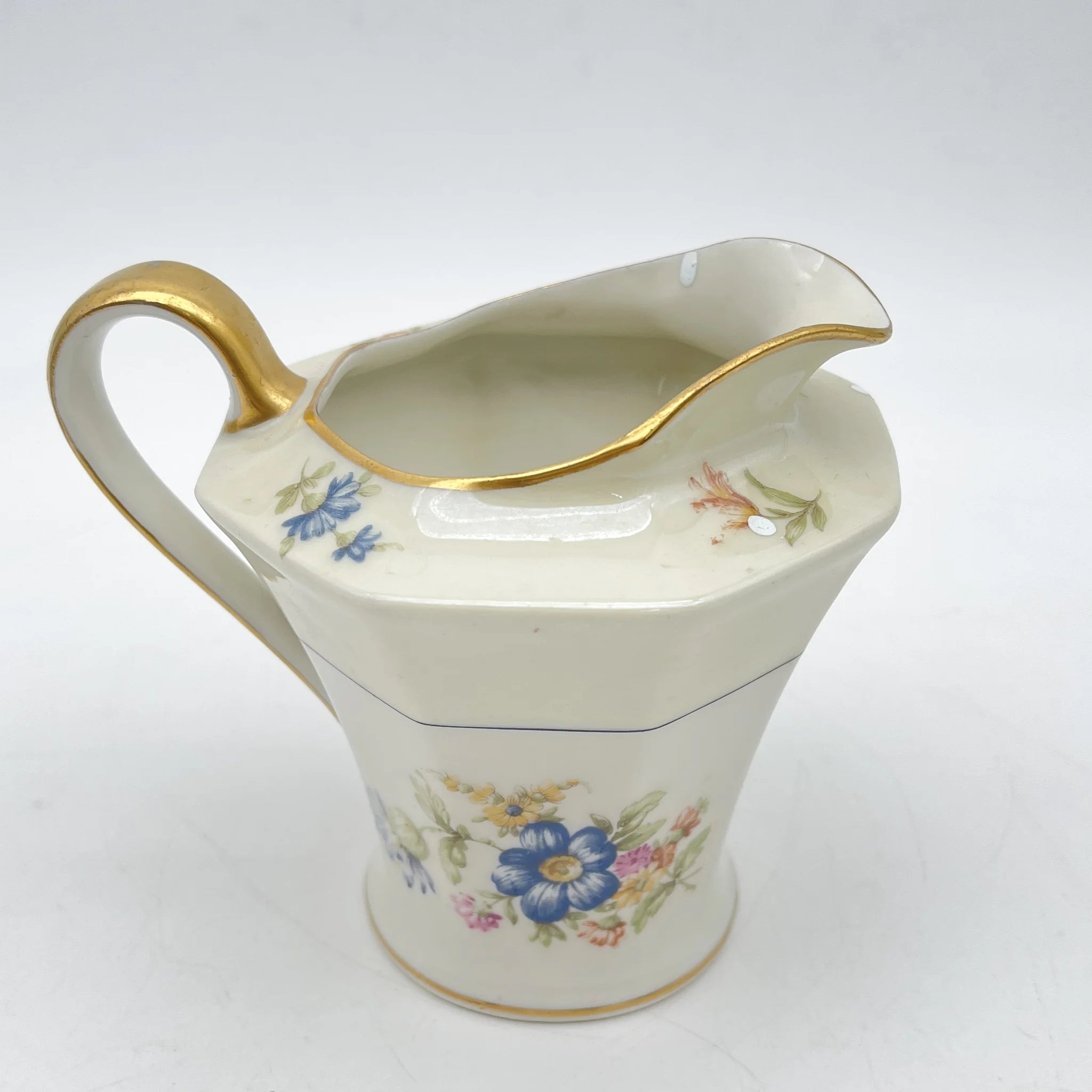 [Antique] Creamer (milk pitcher) / Theodore Haviland / Nosegay / Estimated early-mid 20C / Porcelain / France / Bouquet, gold