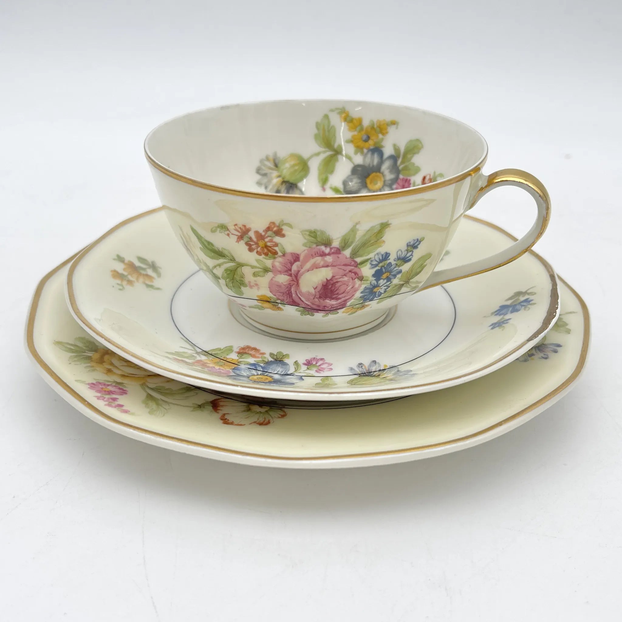 [Antique] Trio + Tea Cup / Theodore Haviland / Nosegay / Estimated early-mid 20C / Porcelain / France / Bouquet, Gold