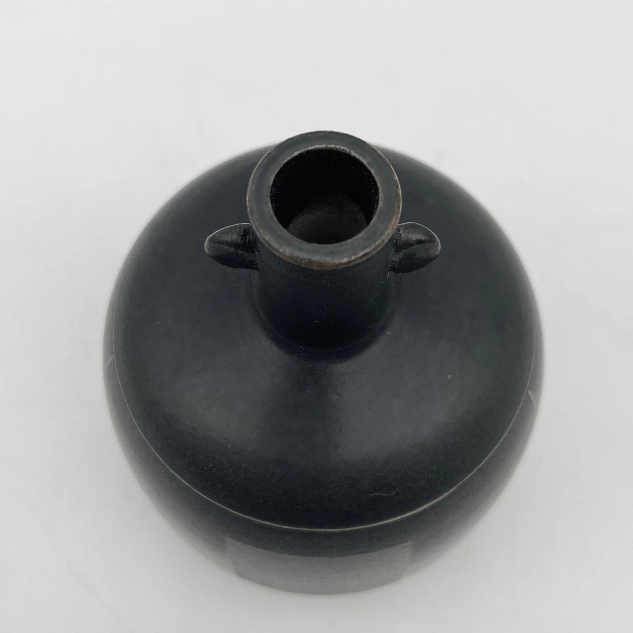 [Reuse] Flower vase (single vase) / Estimated late 20C / Pottery / Japan / Ink glaze, with box
