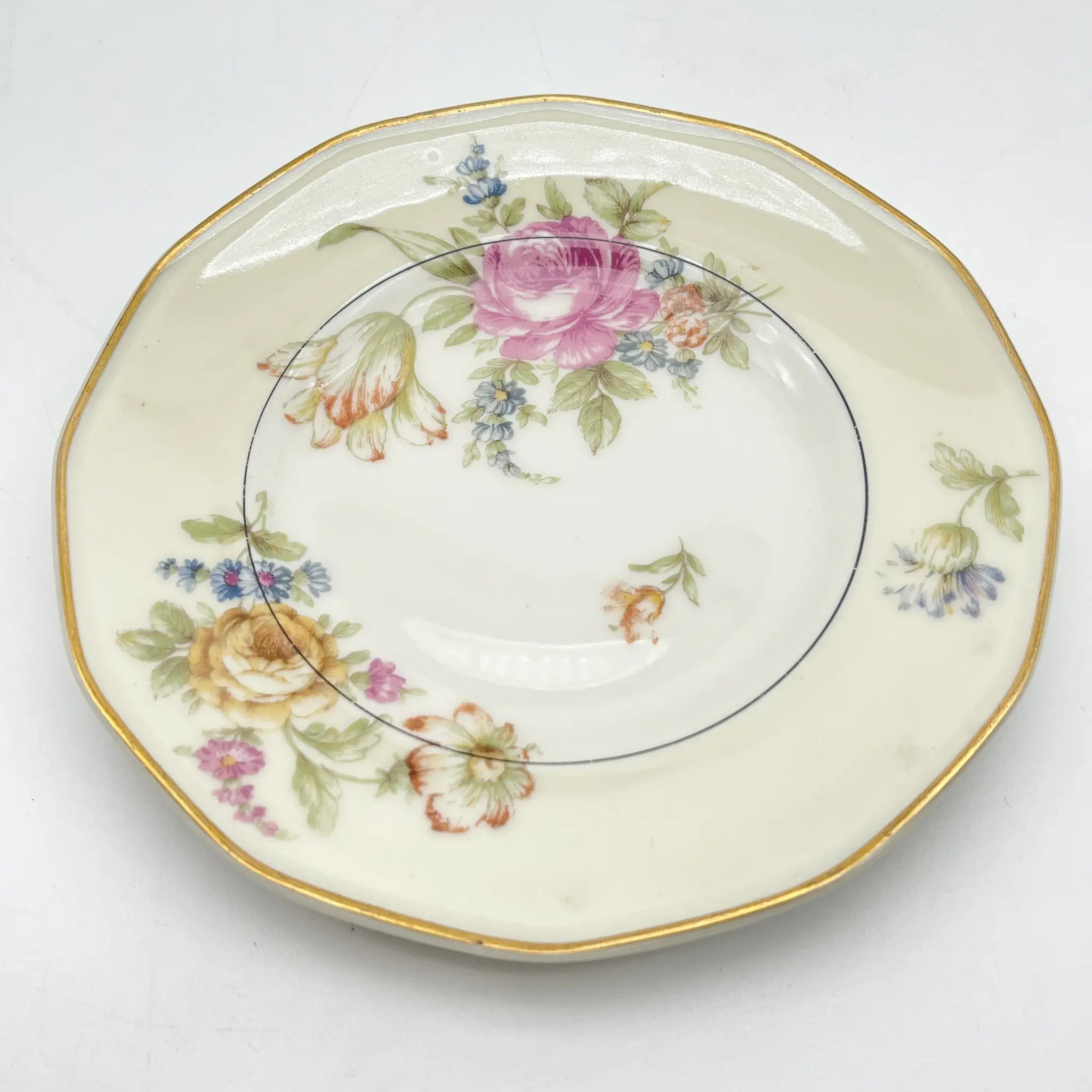 [Antique] Trio + Tea Cup / Theodore Haviland / Nosegay / Estimated early-mid 20C / Porcelain / France / Bouquet, Gold