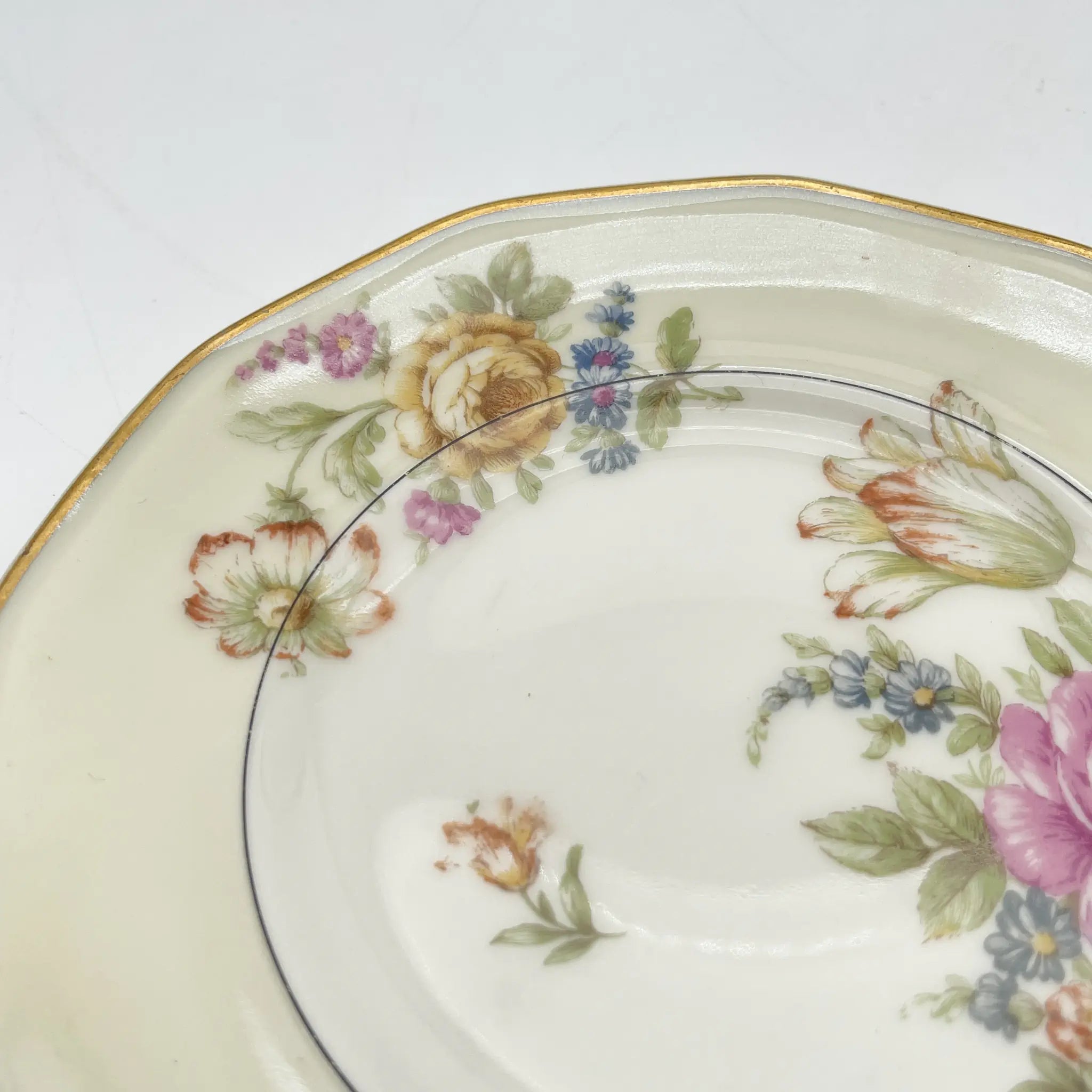 [Antique] Trio + Tea Cup / Theodore Haviland / Nosegay / Estimated early-mid 20C / Porcelain / France / Bouquet, Gold