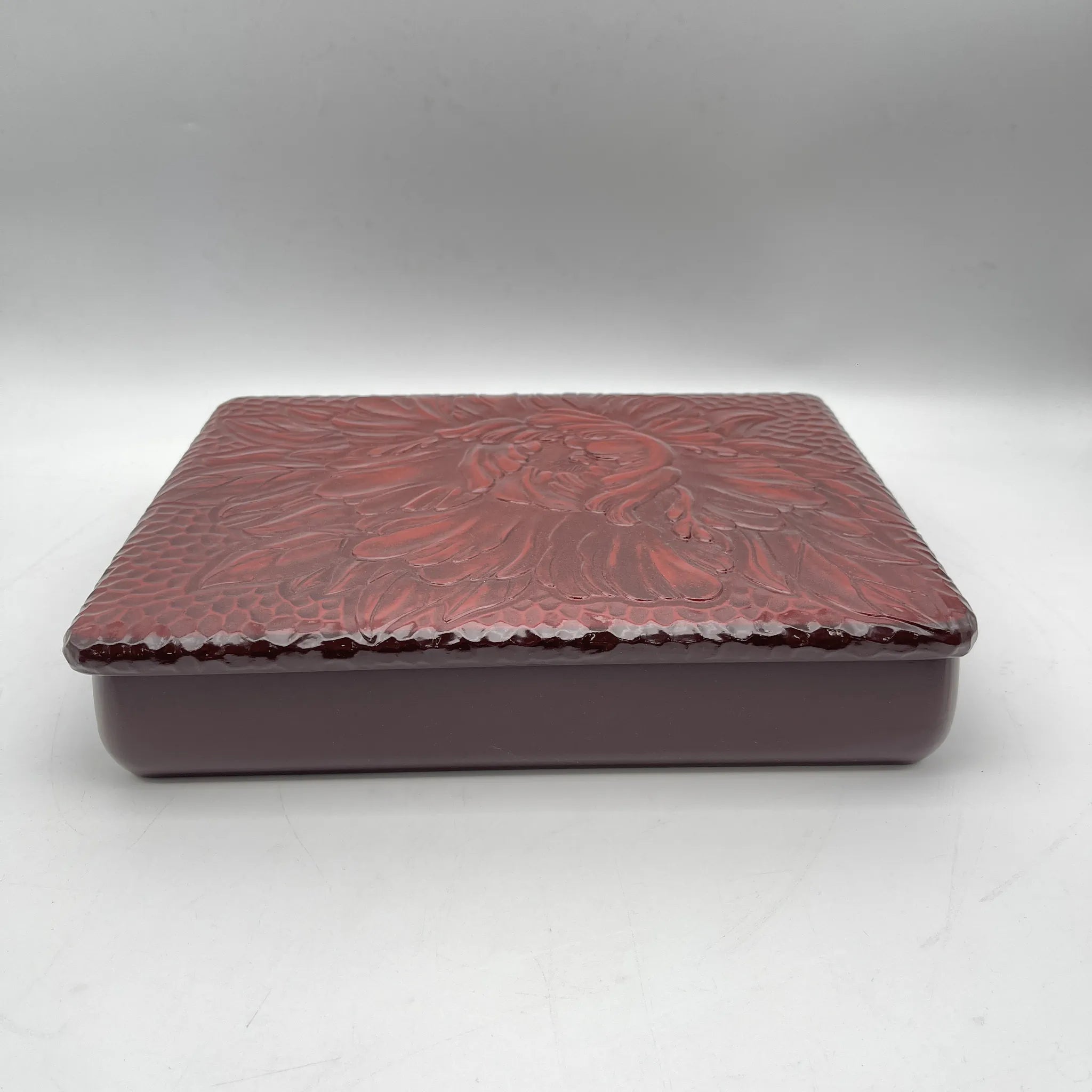 文庫箱 (書類入れ) / 推定20C後期 / 漆器 / 日本 / 牡丹 / [リユース]