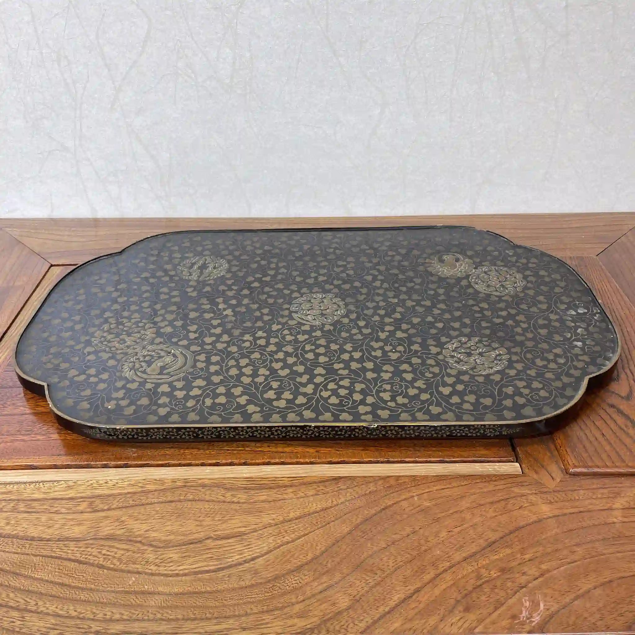 [Vintage] Long tray / Estimated late 20C / Natural wood / China / Phoenix, peony, arabesque