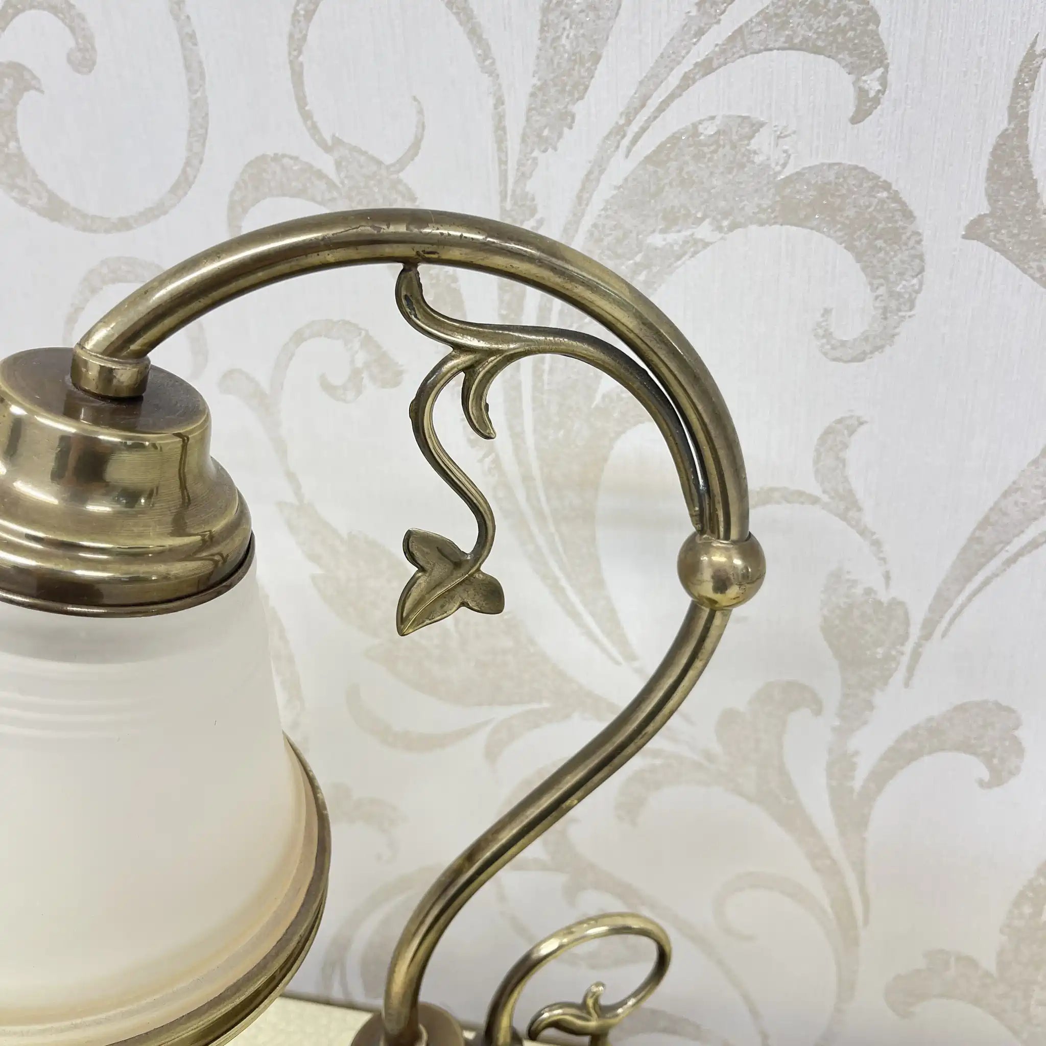 [Vintage] Table lamp / Estimated late 20C / Glass / Europe