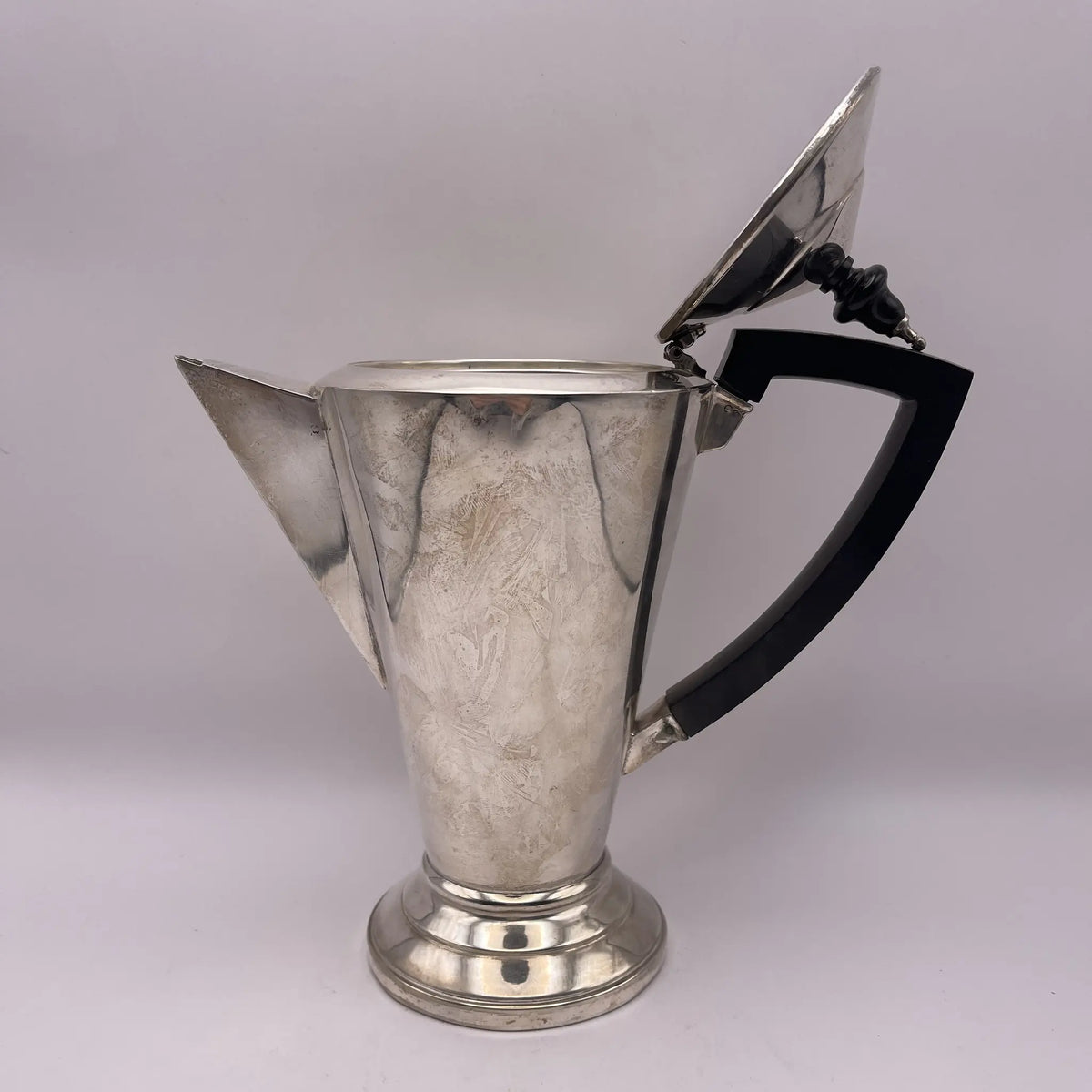 KAVIN / Coffee pot / Art Deco style / 1920s-1940s / Silver plate (silver plated) / England / Art Deco form, heat-resistant resin handle / [Vintage]