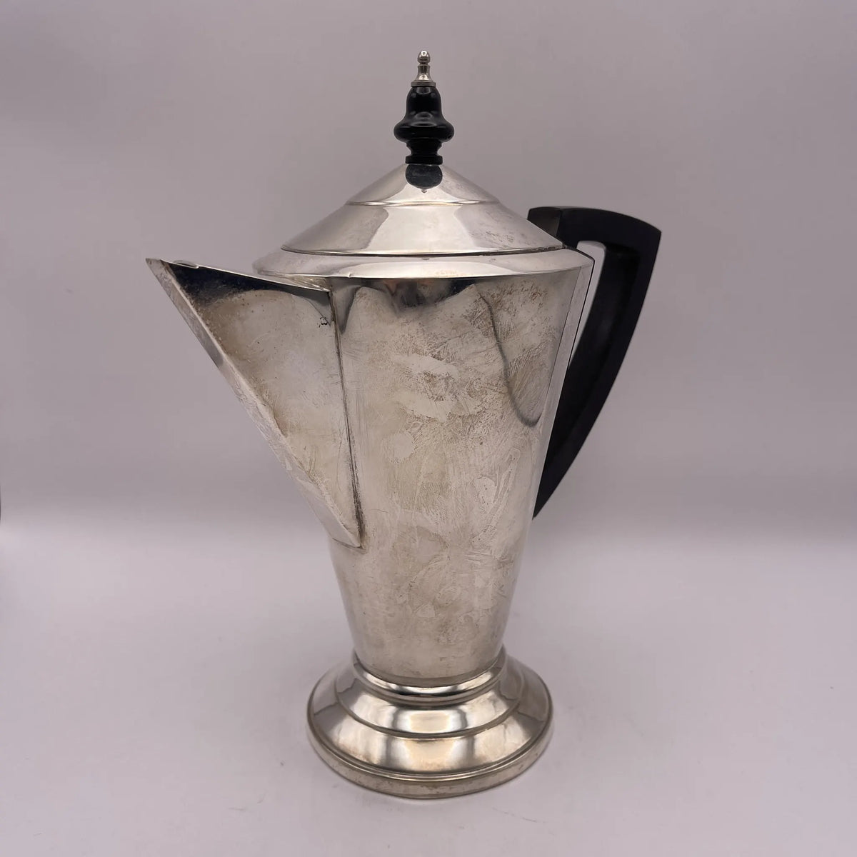 KAVIN / Coffee pot / Art Deco style / 1920s-1940s / Silver plate (silver plated) / England / Art Deco form, heat-resistant resin handle / [Vintage]