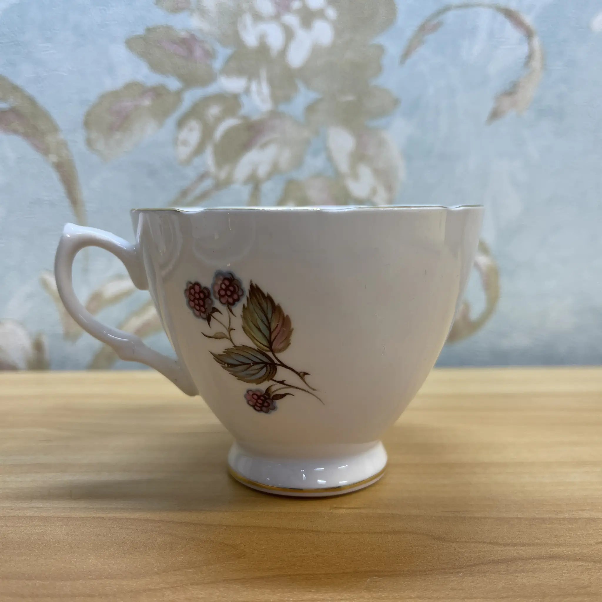 [Vintage] Trio (C&S + dessert plate) 2P