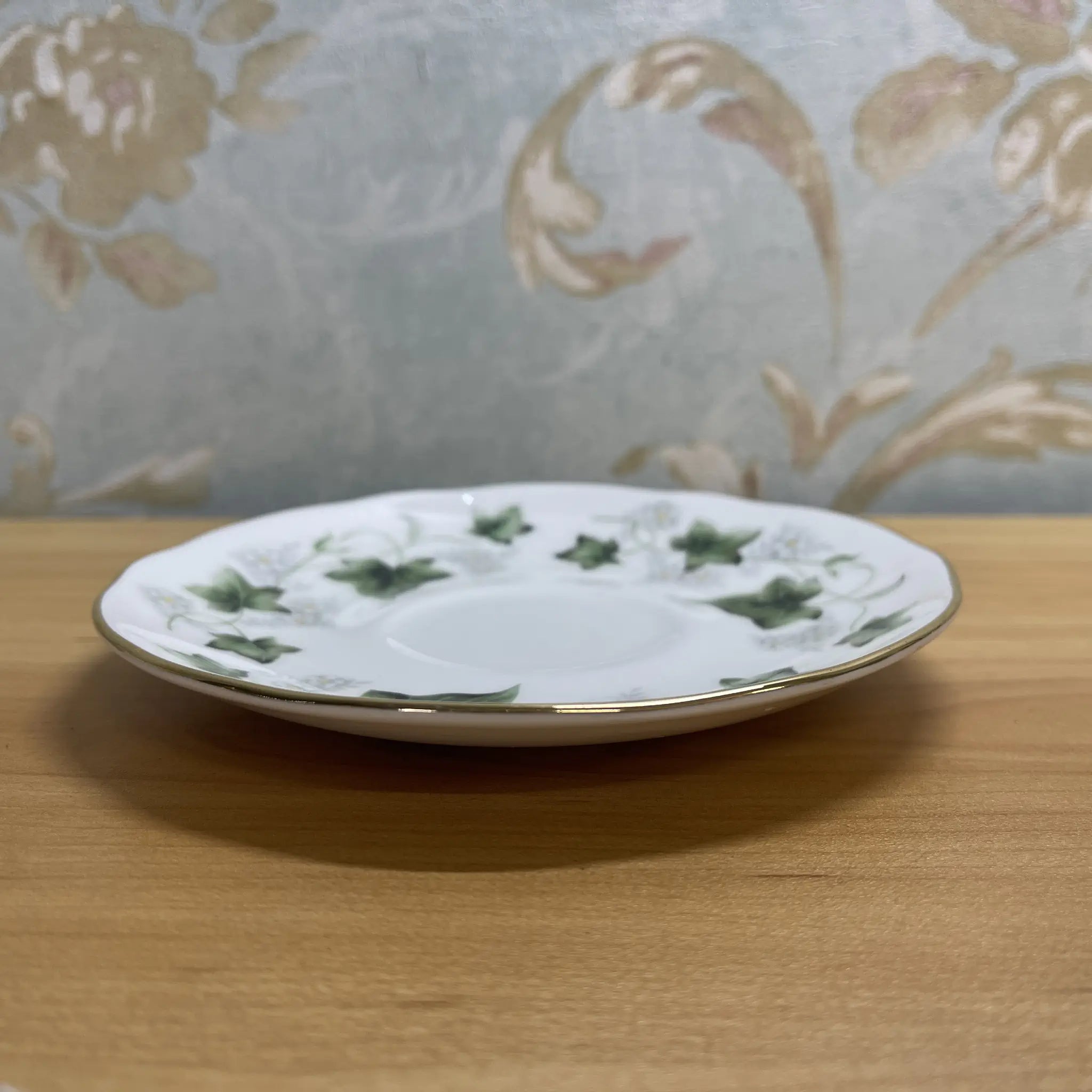 [Vintage] Trio (C&S + dessert plate) 2P