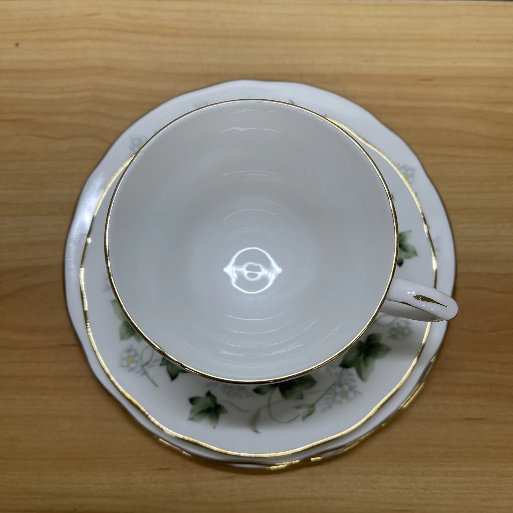[Vintage] Trio (C&S + dessert plate) + dessert plate 2P