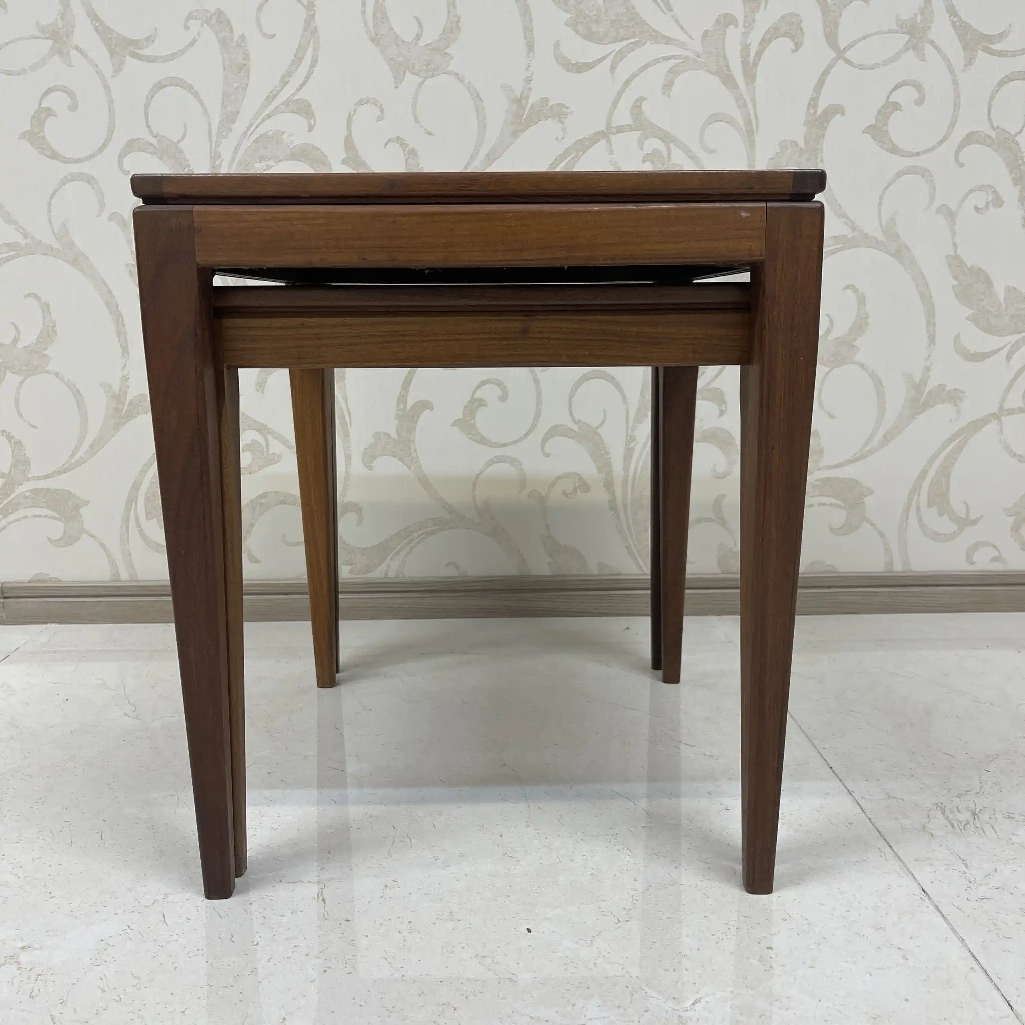 [Vintage] Nesting table