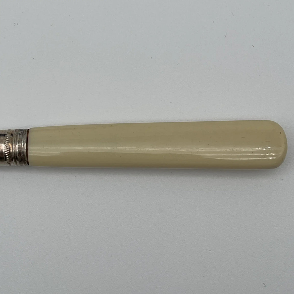 Harrison Fisher & Co（哈里森费舍尔）/餐具套装/ 1900年~ 1920年左右/银板（镀银）/英国/ 象牙色手柄，蚀刻/[复古]