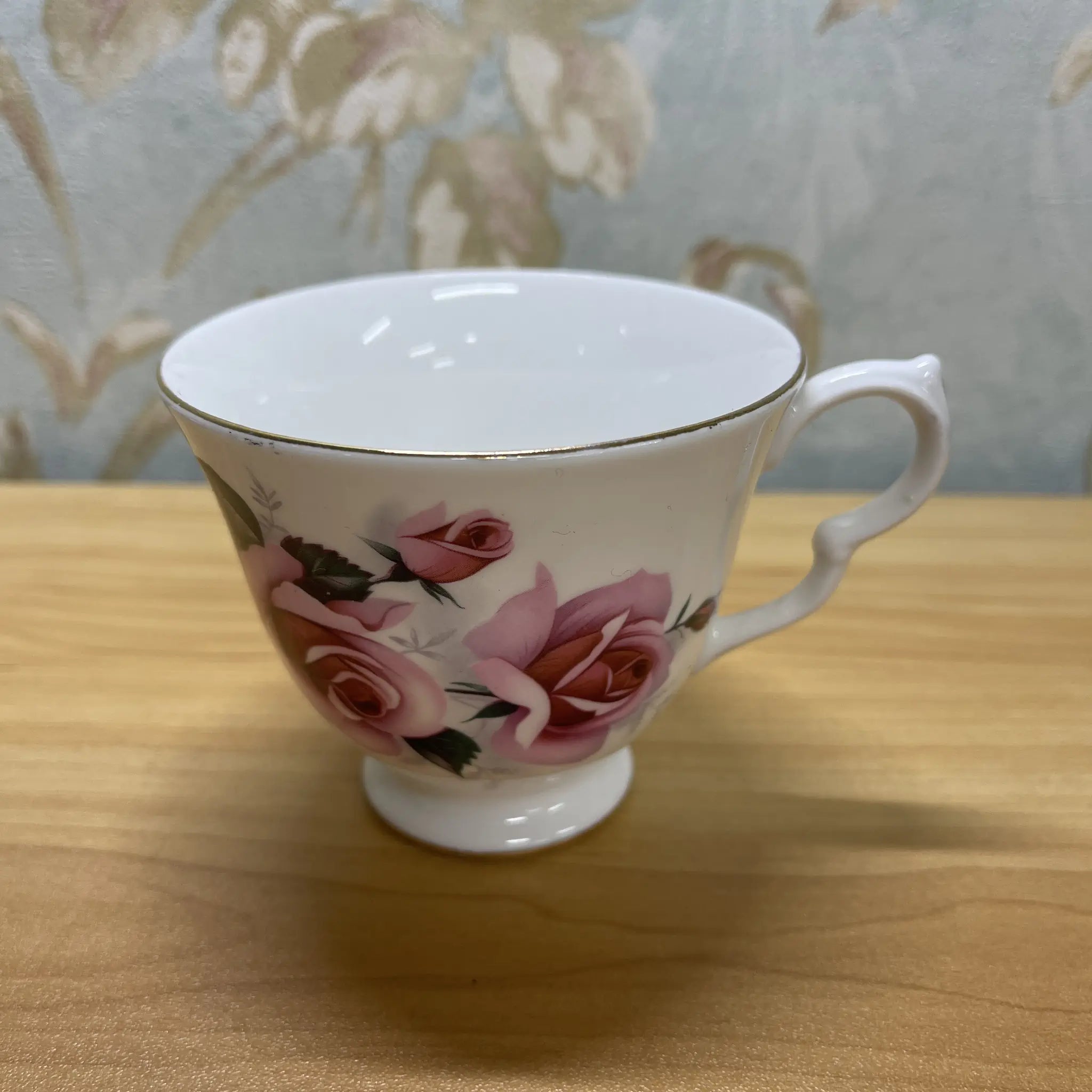[Vintage] Trio (C&S + dessert plate) 2P