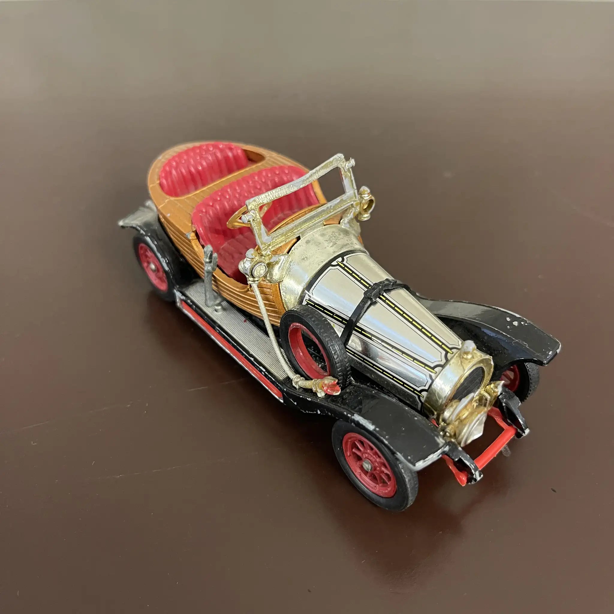 [Vintage] Mini car / Tin / Luxury design, craftsmanship, classic car homage
